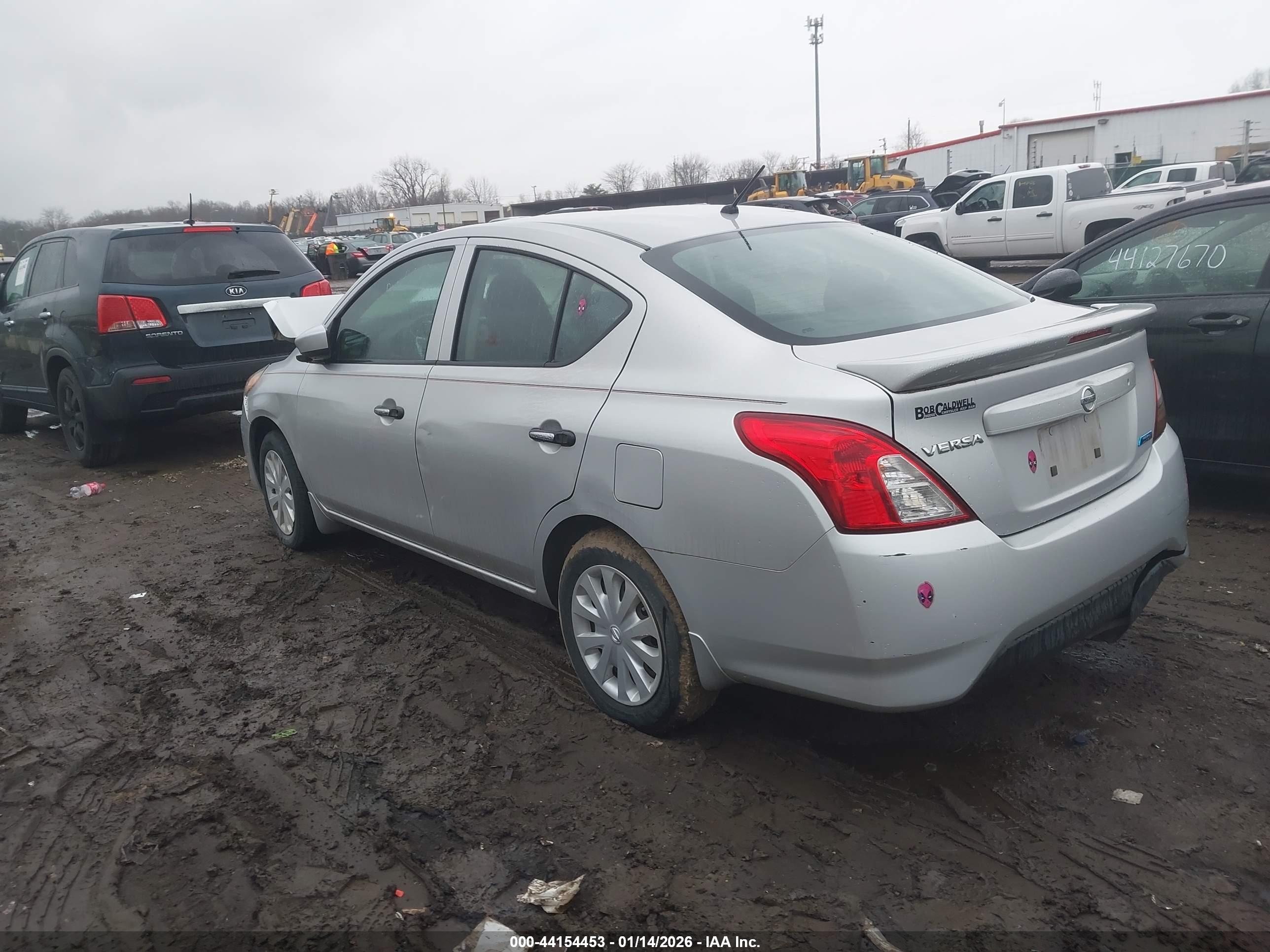 NISSAN VERSA image 3