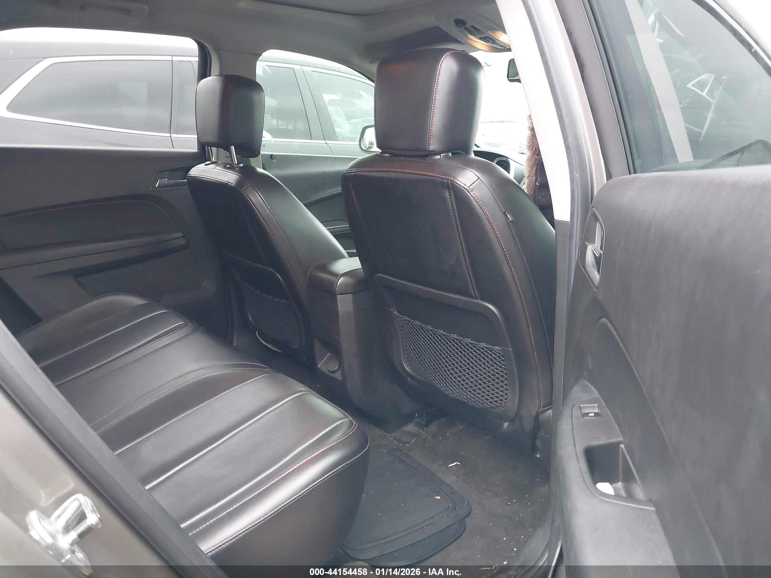 CHEVROLET EQUINOX image 8