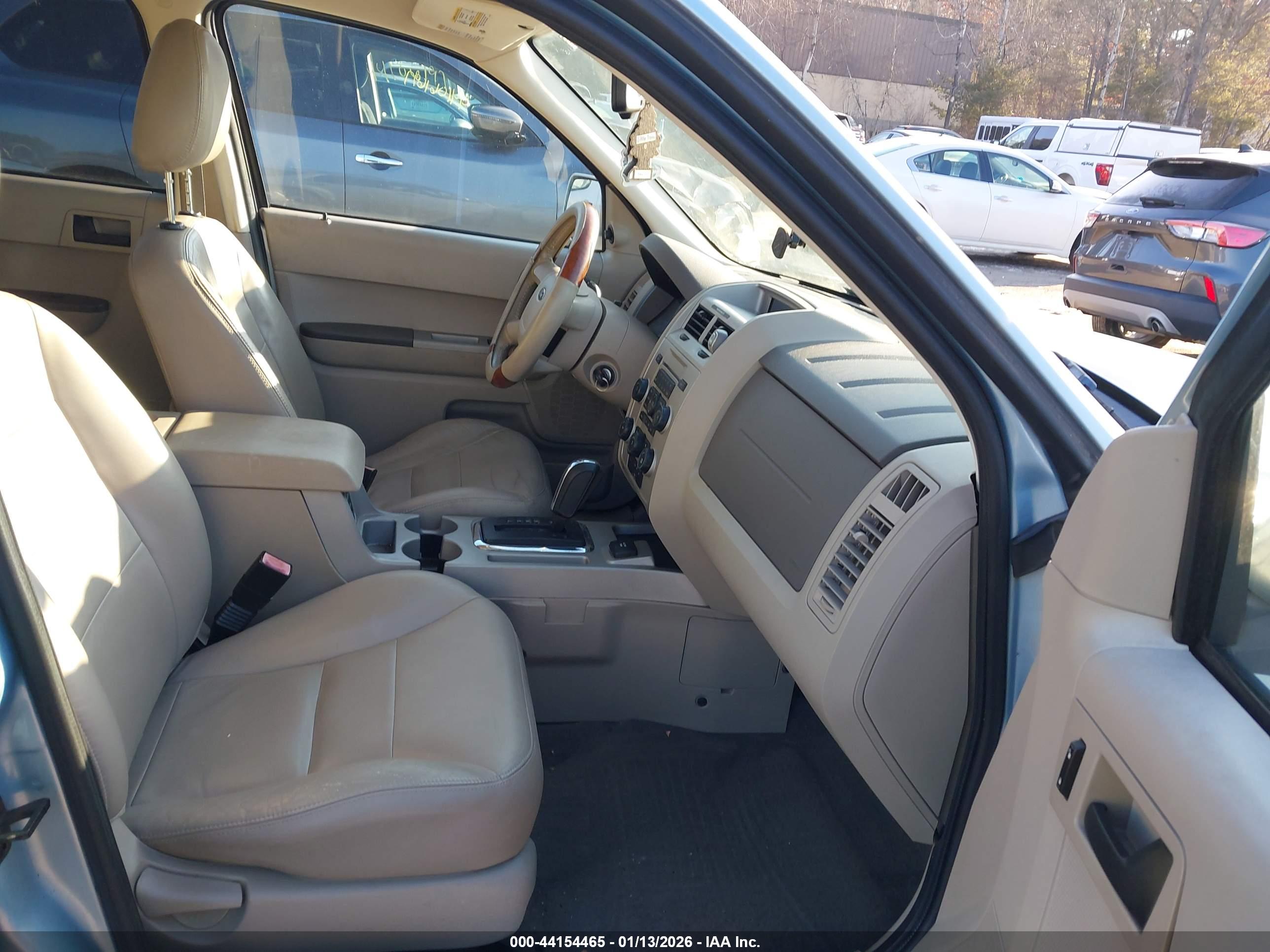 FORD ESCAPE image 5