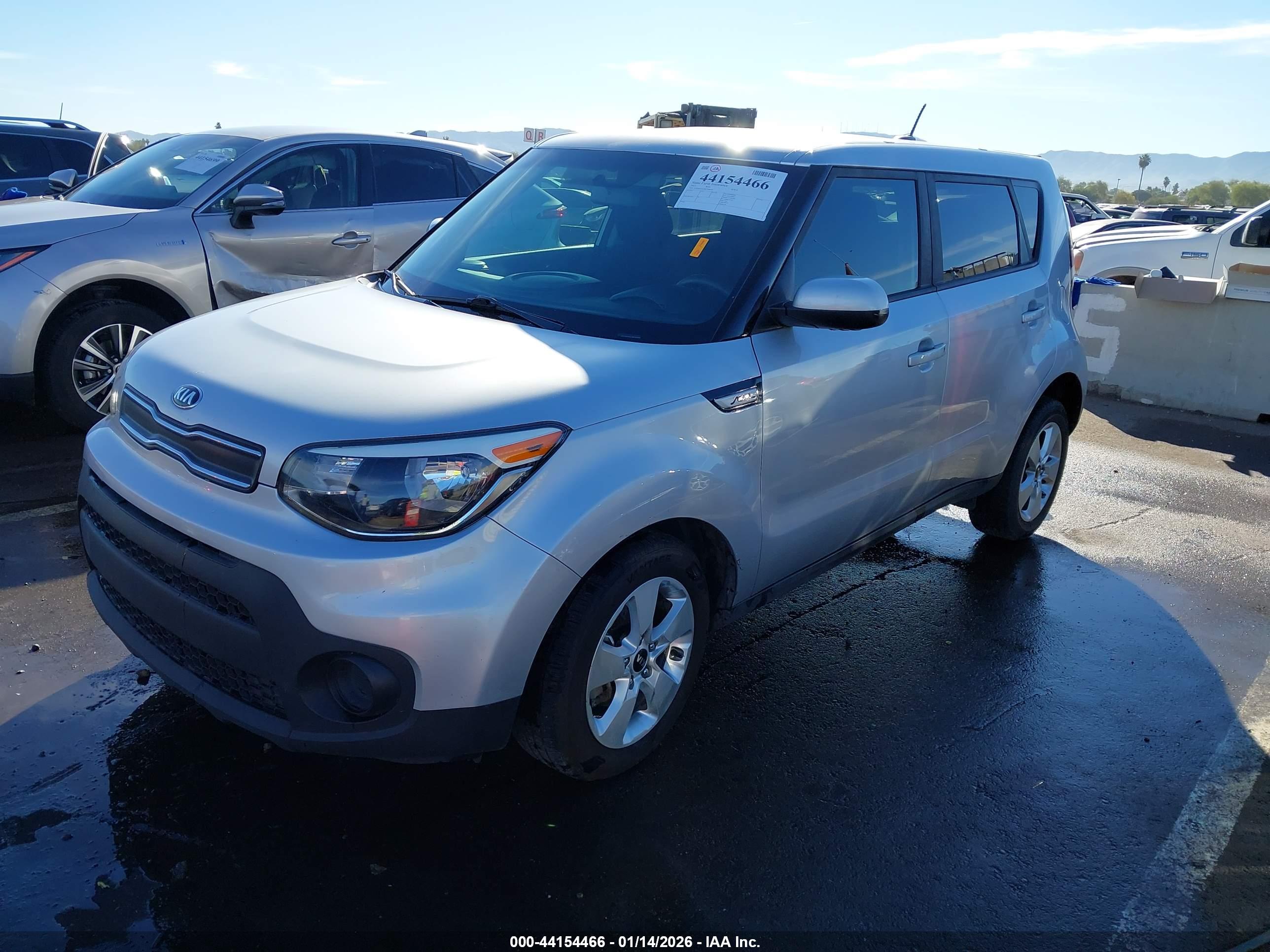 KIA SOUL image 2