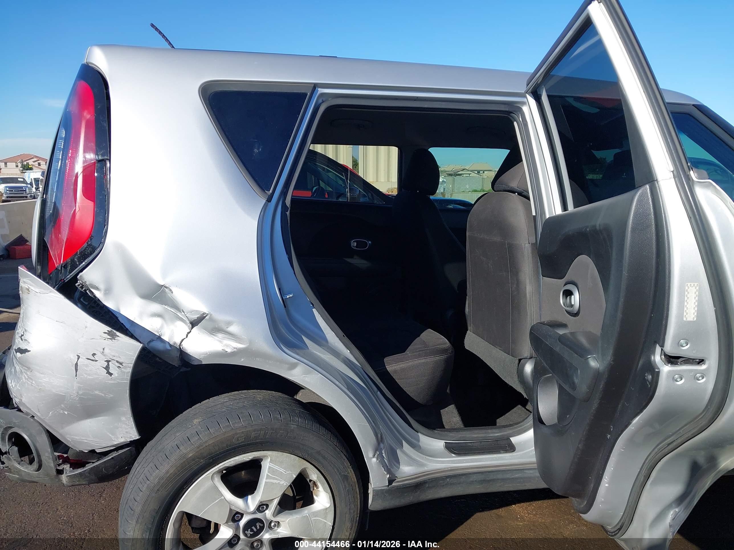 KIA SOUL image 8