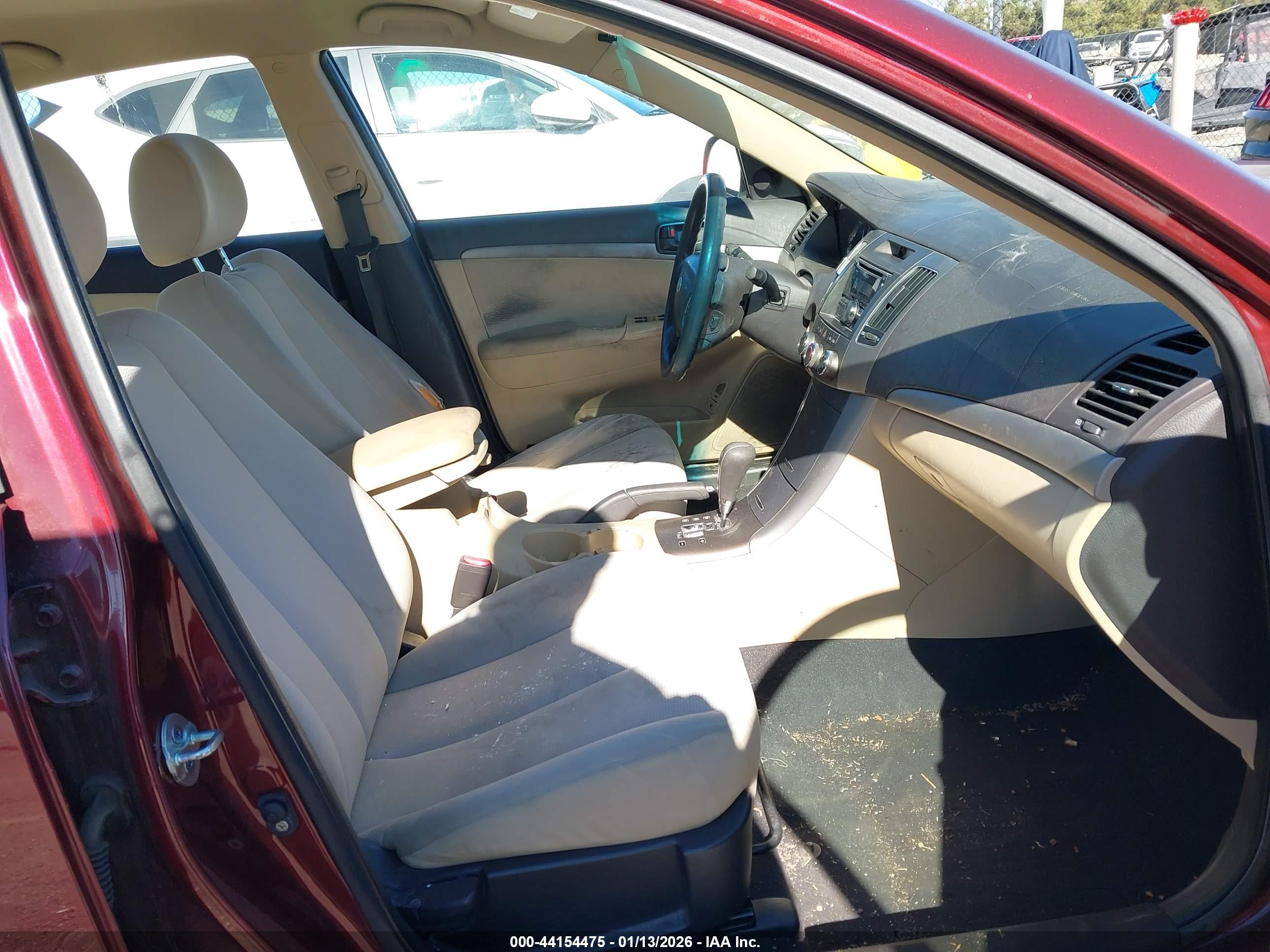 HYUNDAI SONATA image 5