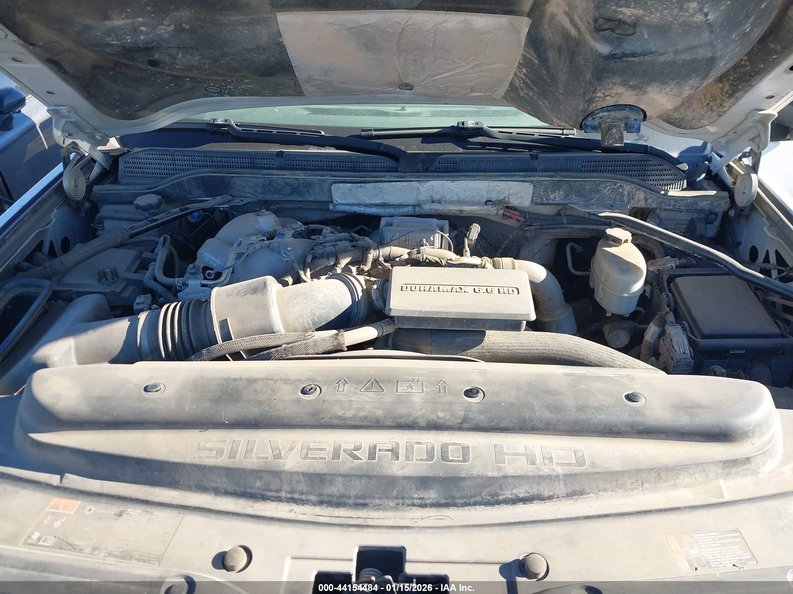 CHEVROLET SILVERADO image 10