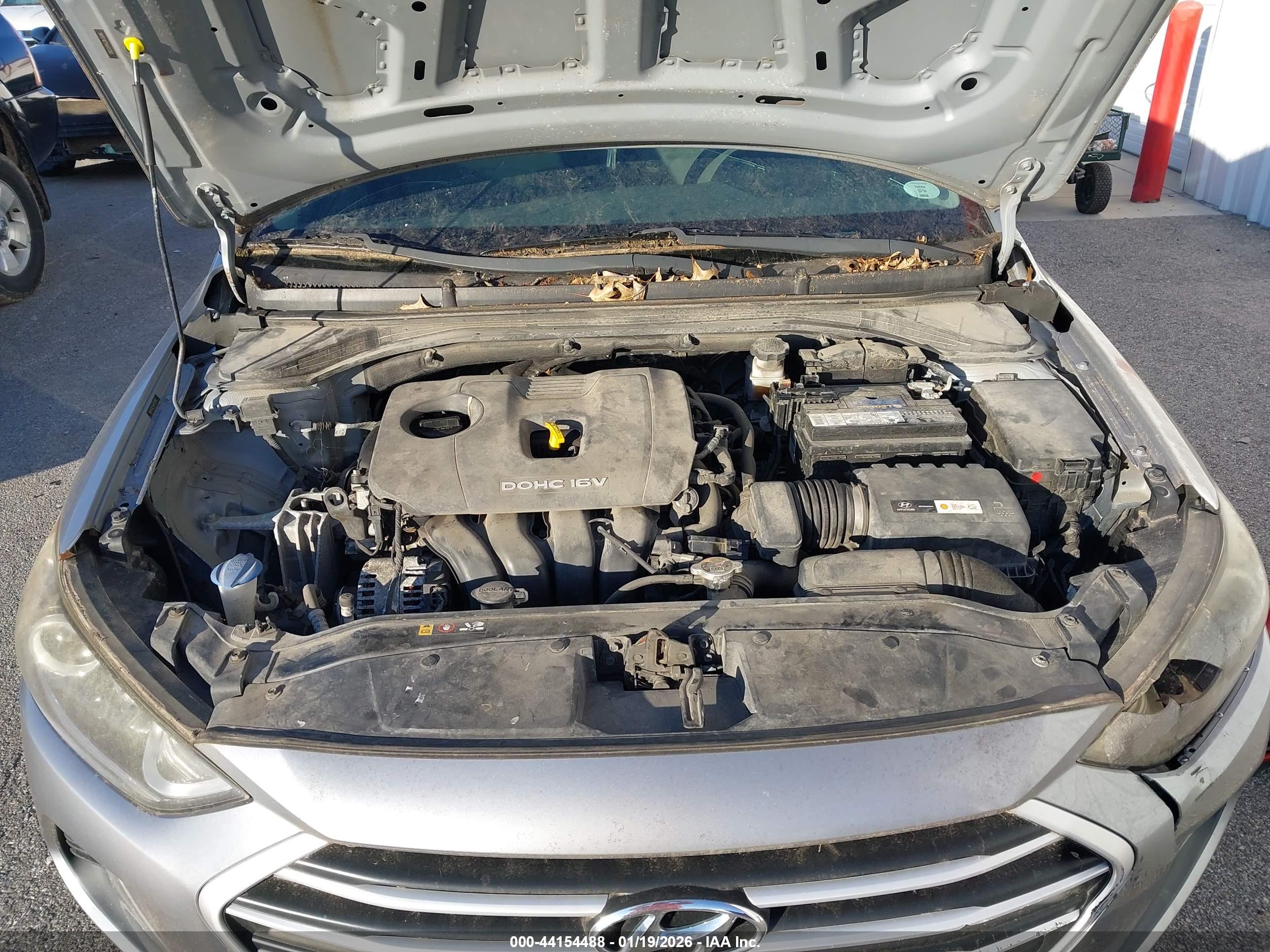 HYUNDAI ELANTRA image 10