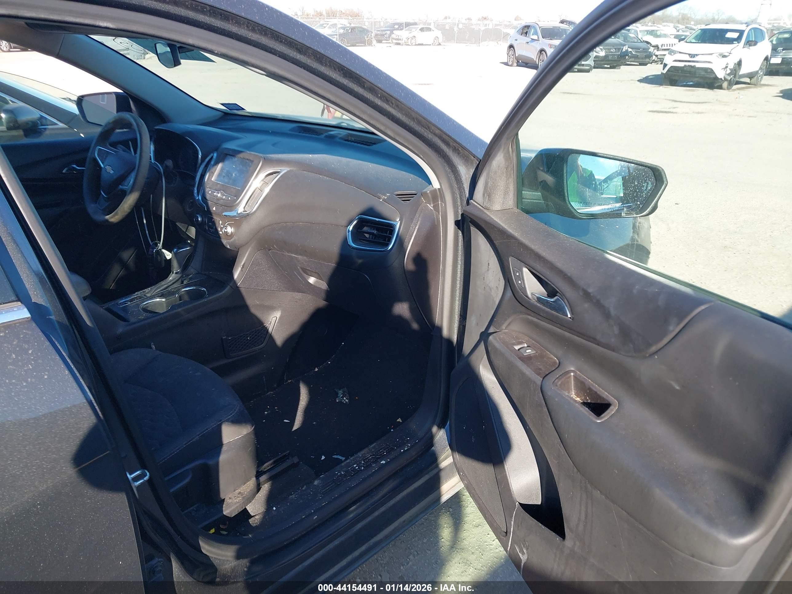 CHEVROLET EQUINOX image 5