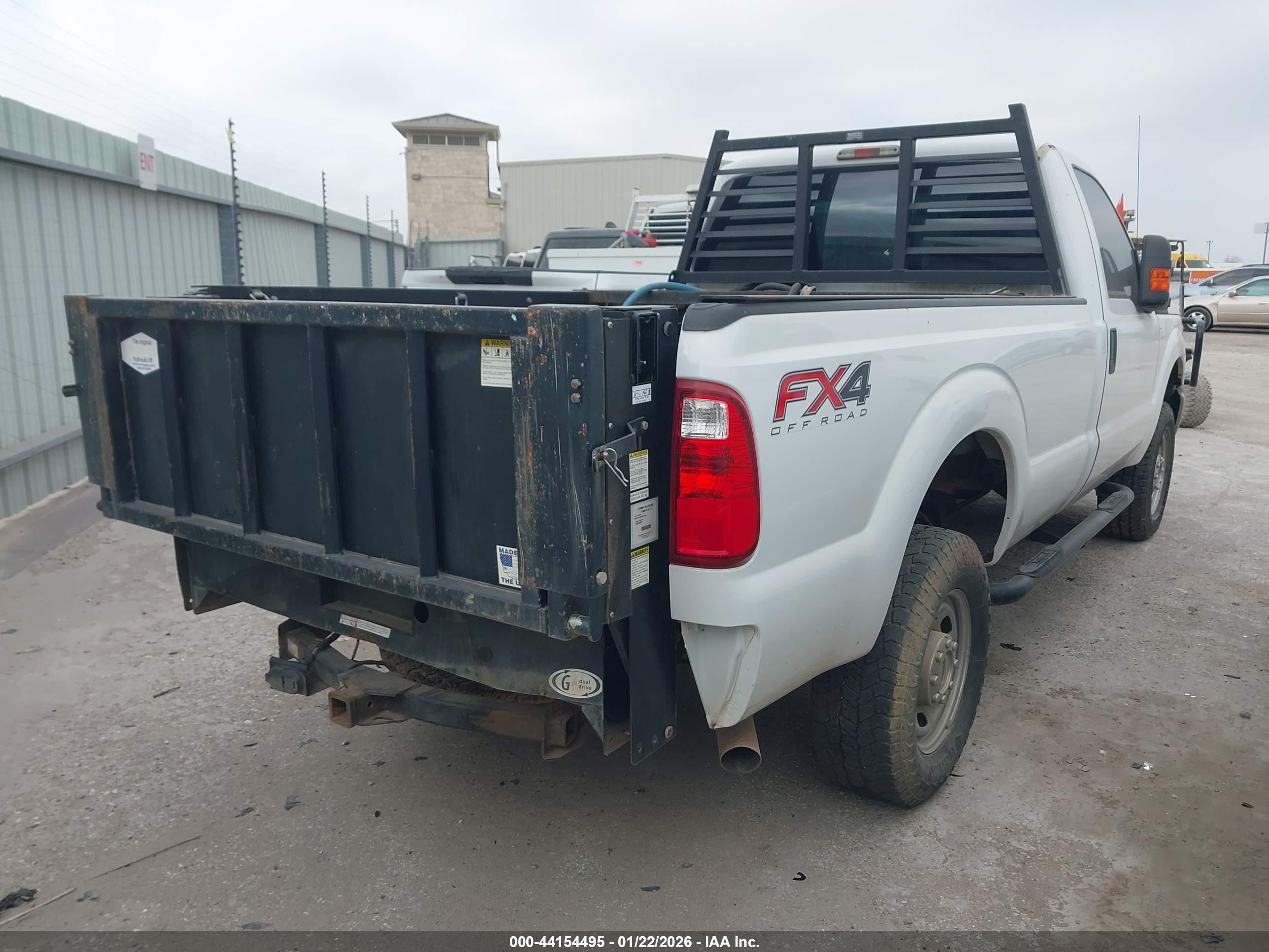 FORD F-350 image 4