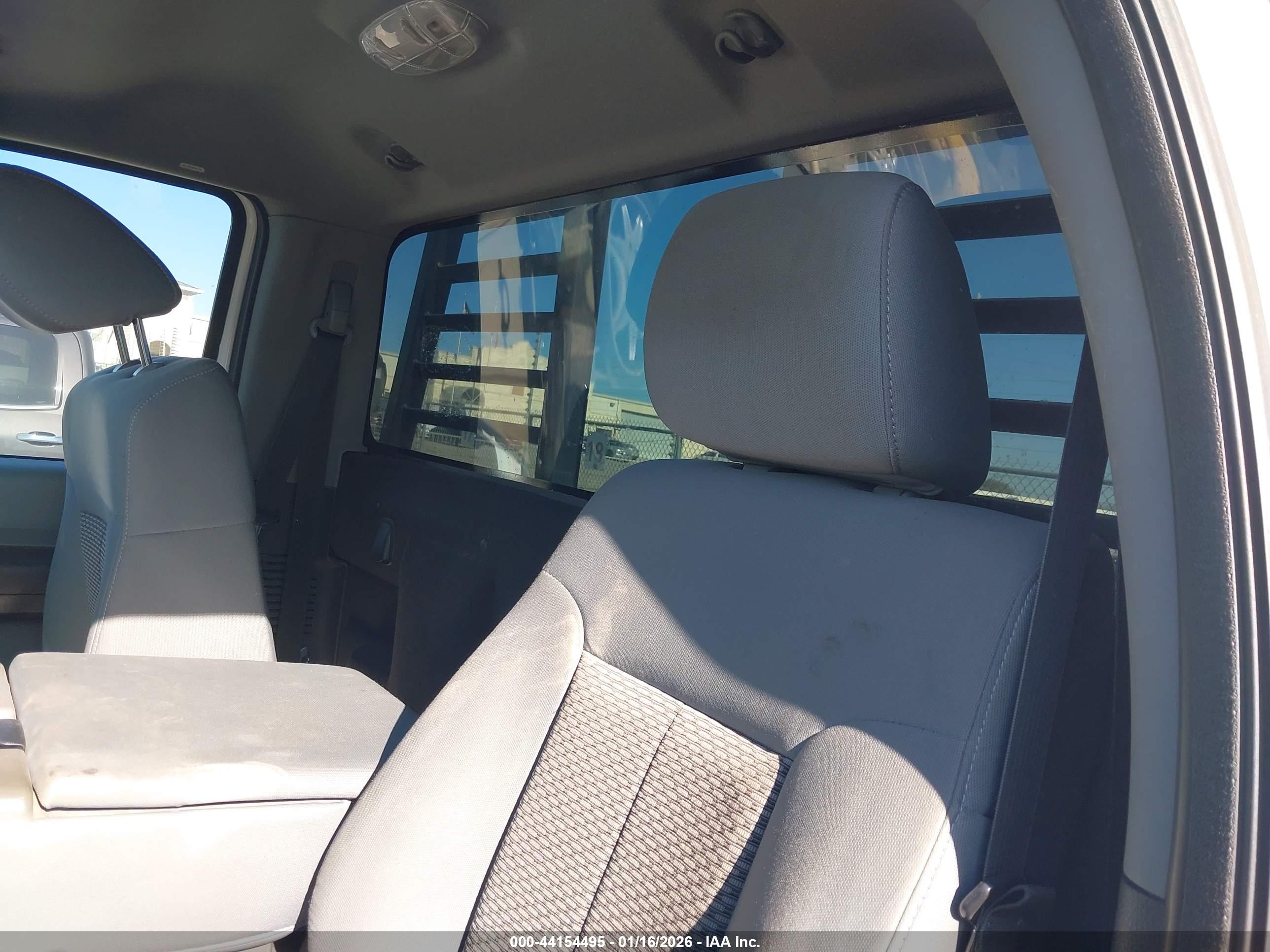 FORD F-350 image 7