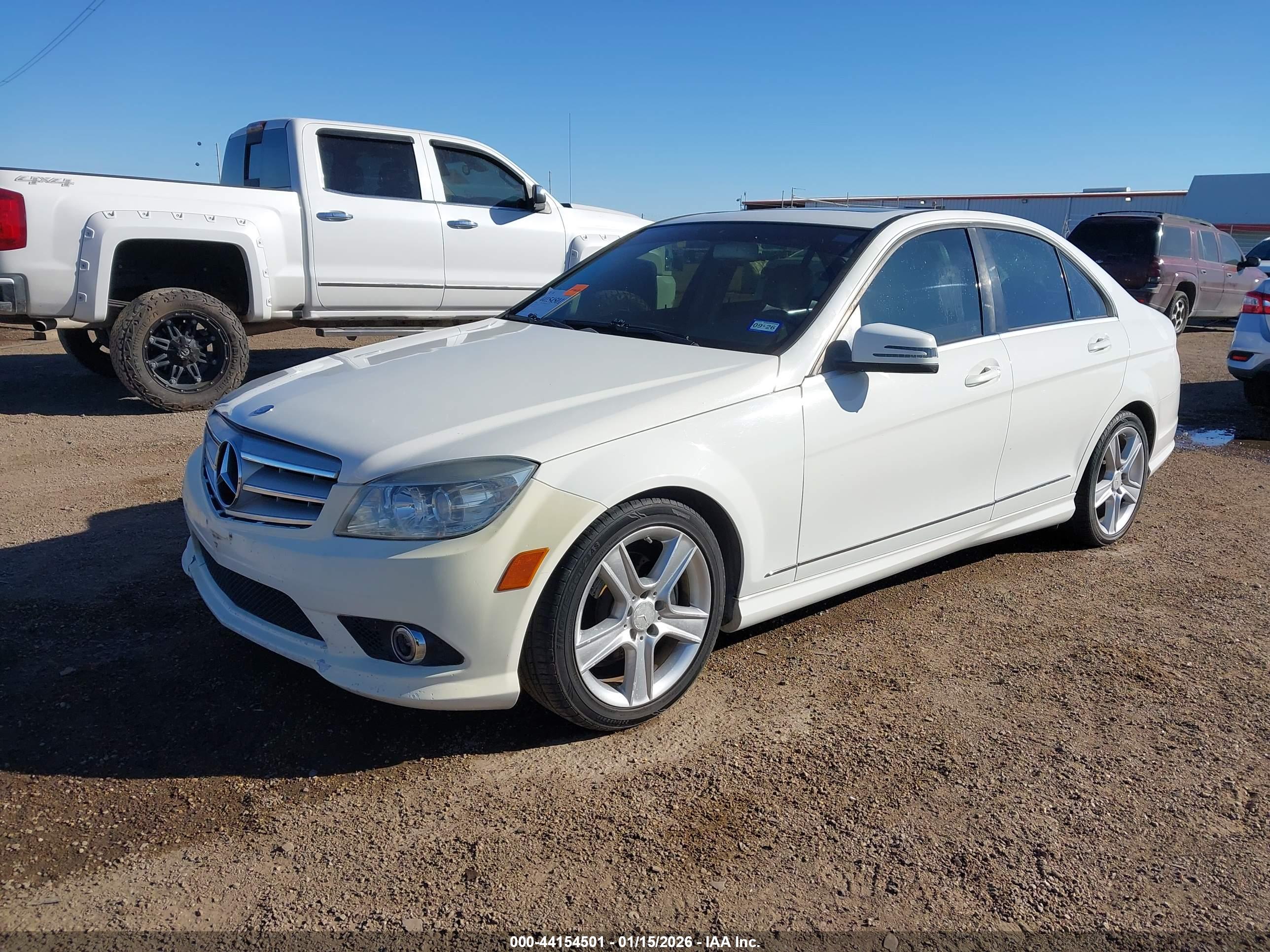 MERCEDES-BENZ C image 2