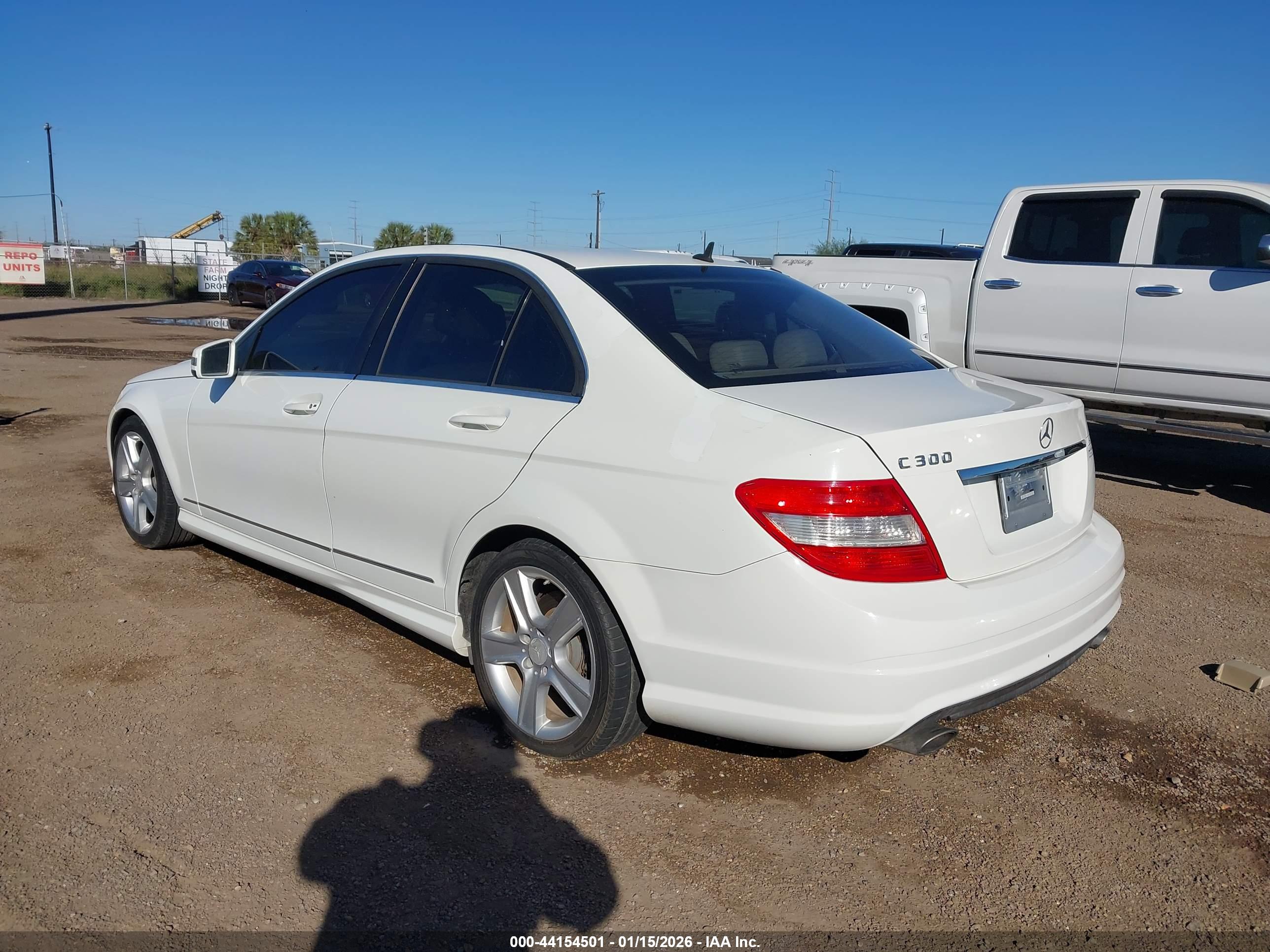 MERCEDES-BENZ C image 3