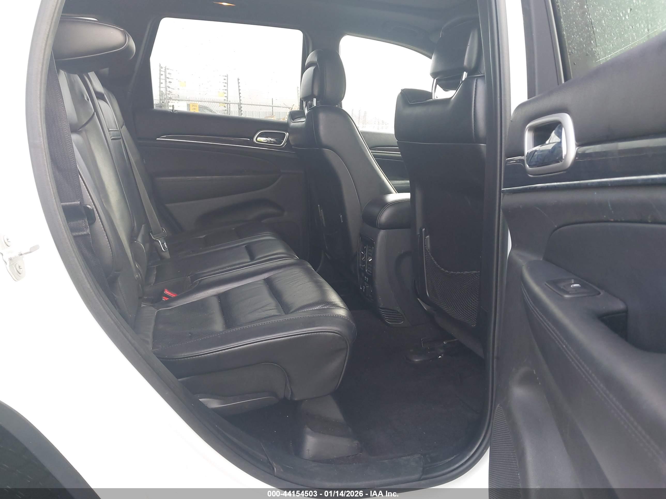 JEEP GRAND image 8