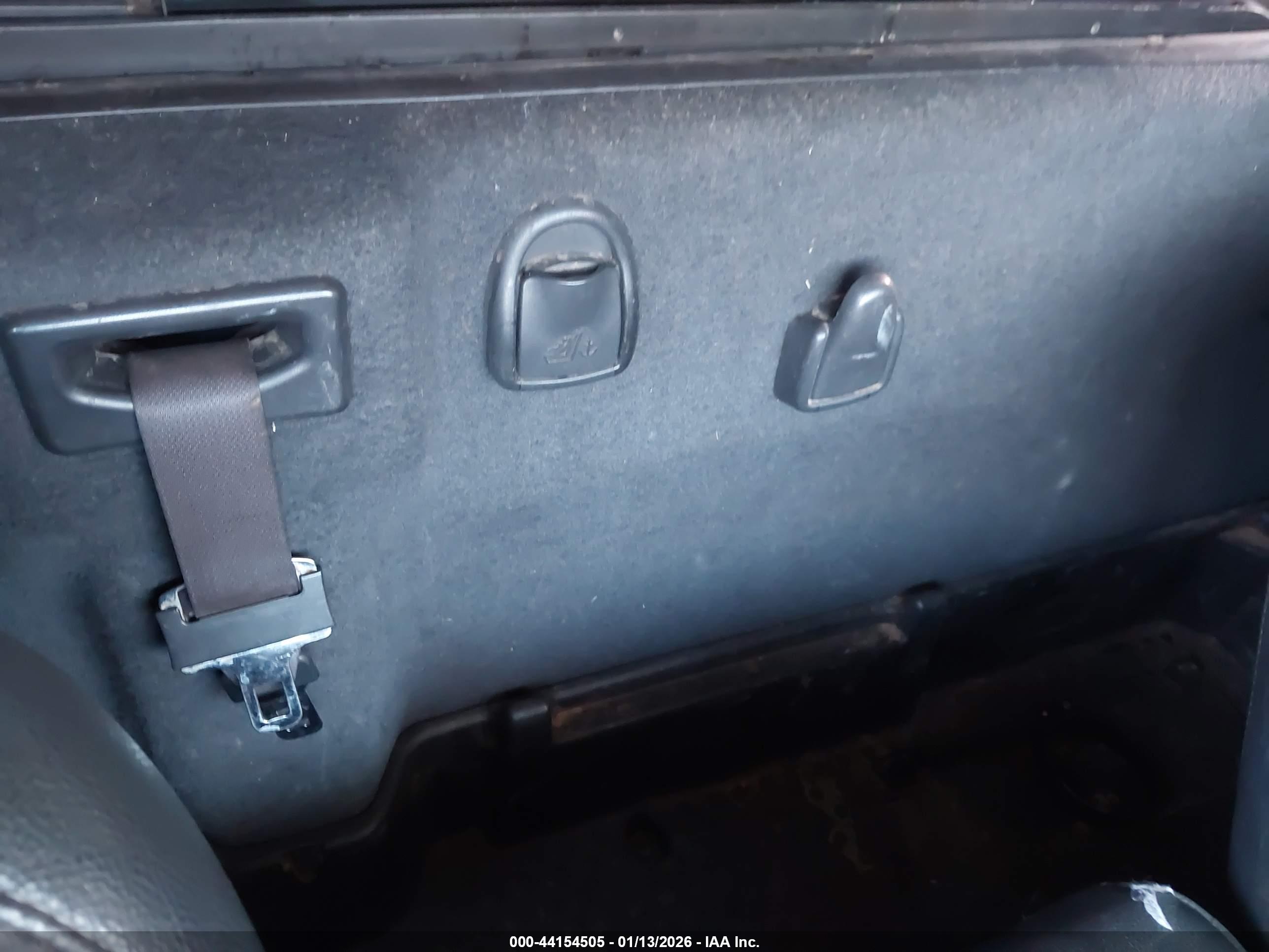 DODGE RAM image 8