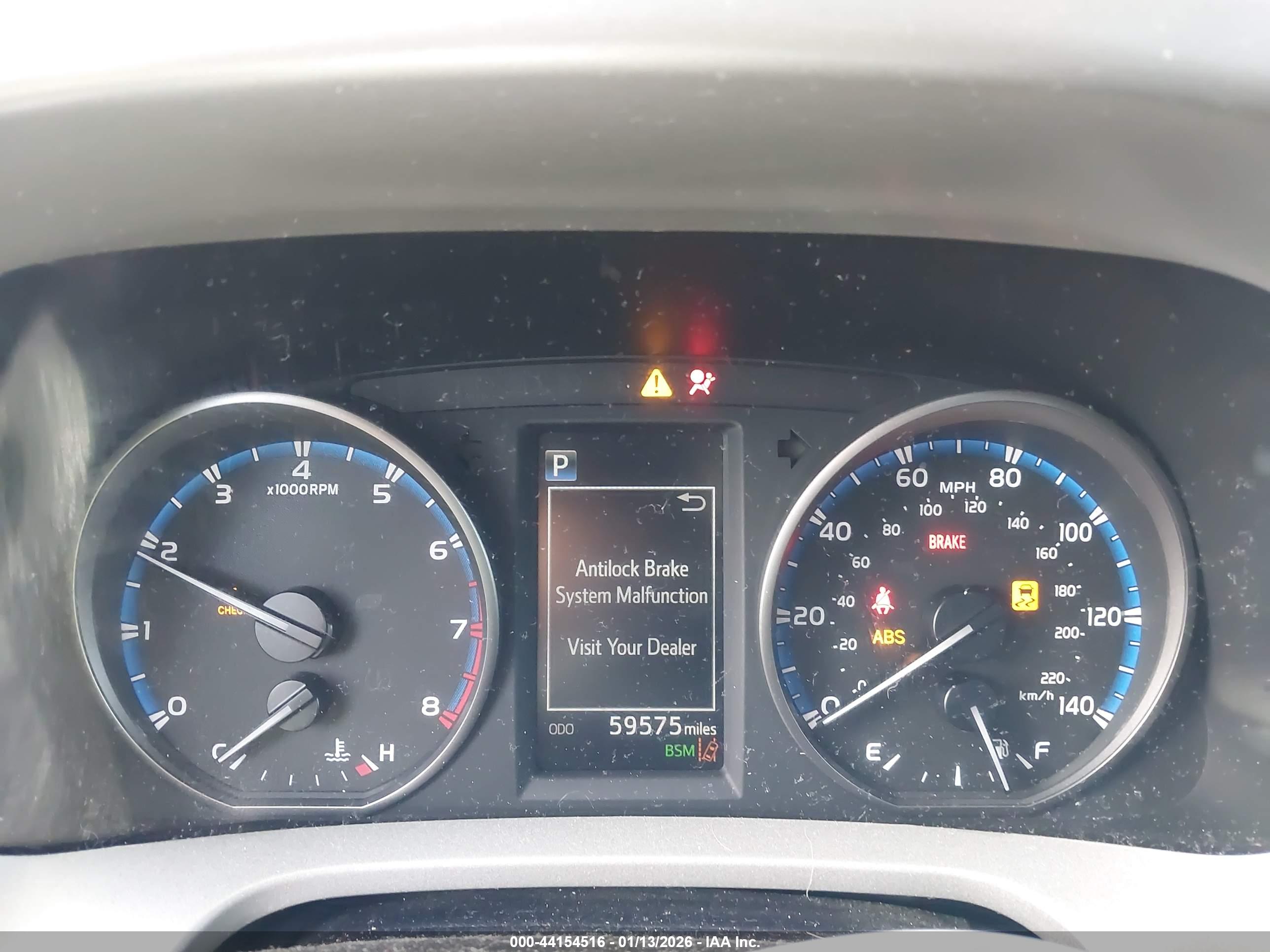 TOYOTA RAV4 image 7
