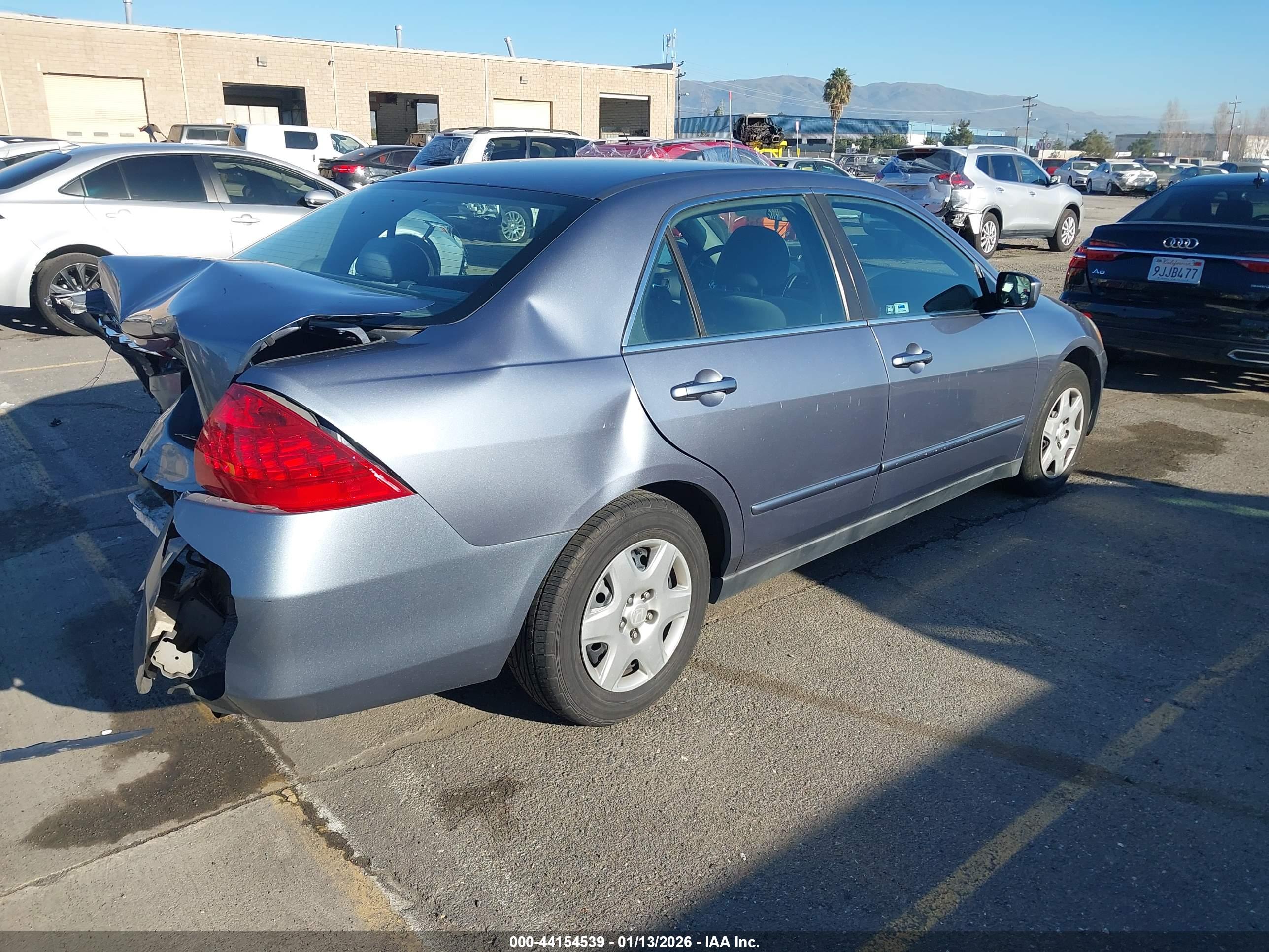 HONDA ACCORD image 4