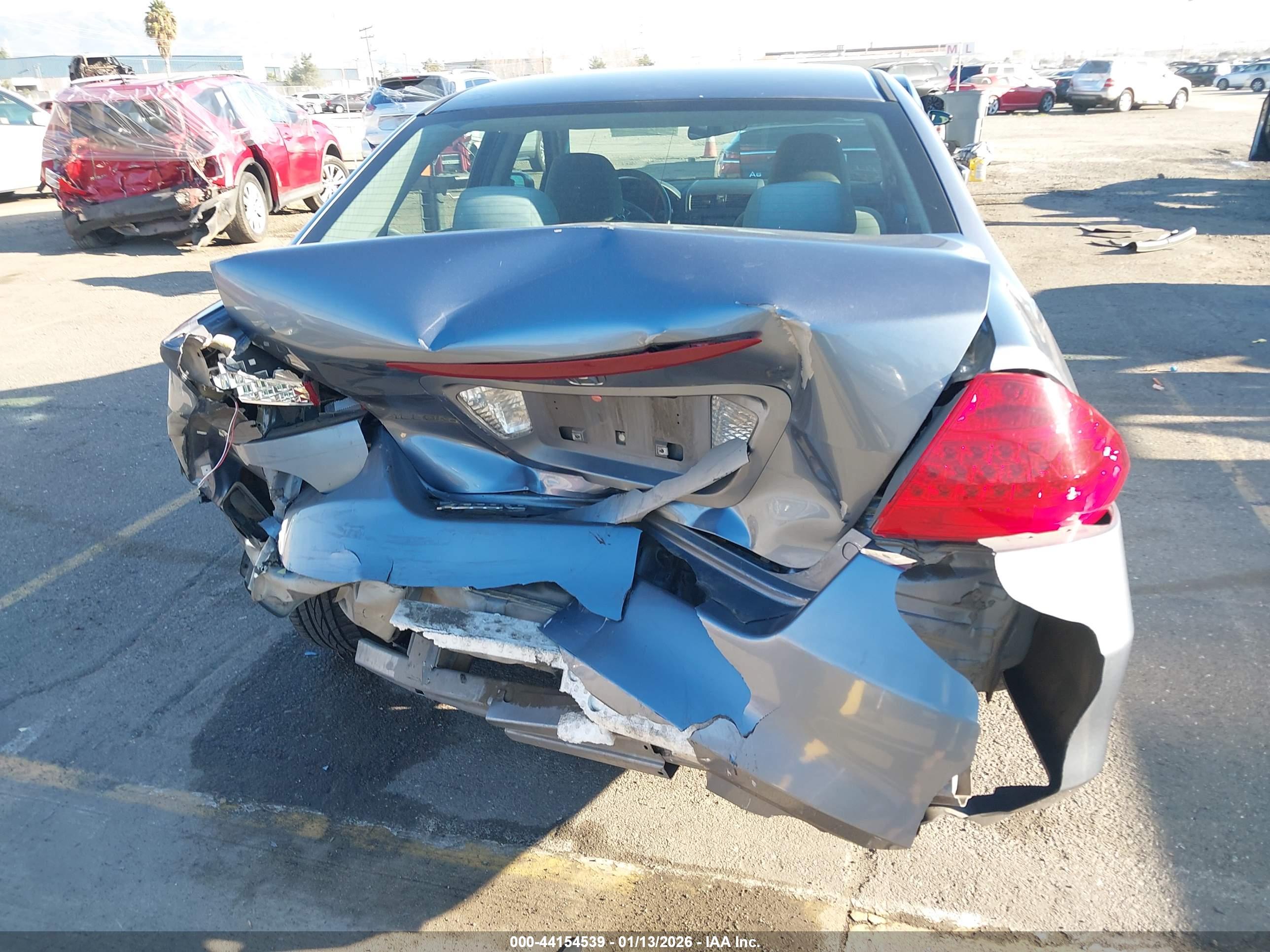 HONDA ACCORD image 6