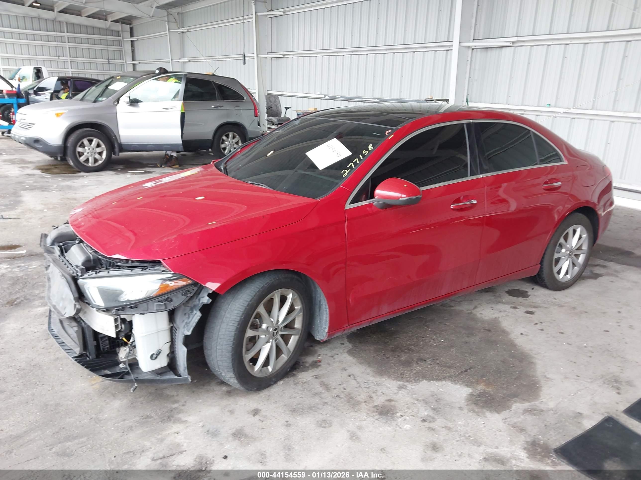 MERCEDES-BENZ A image 2