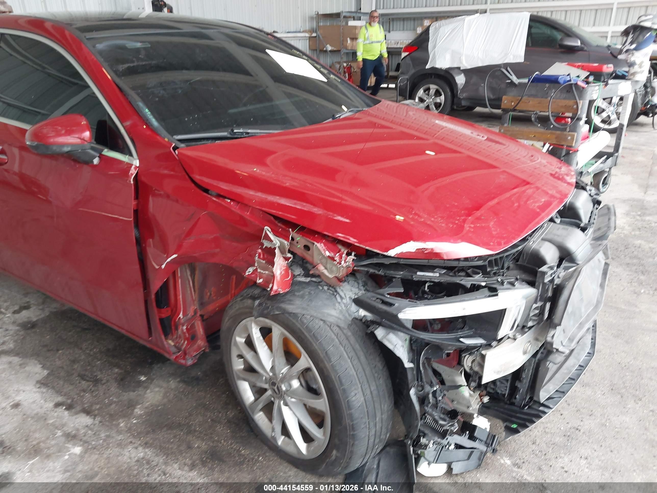 MERCEDES-BENZ A image 6