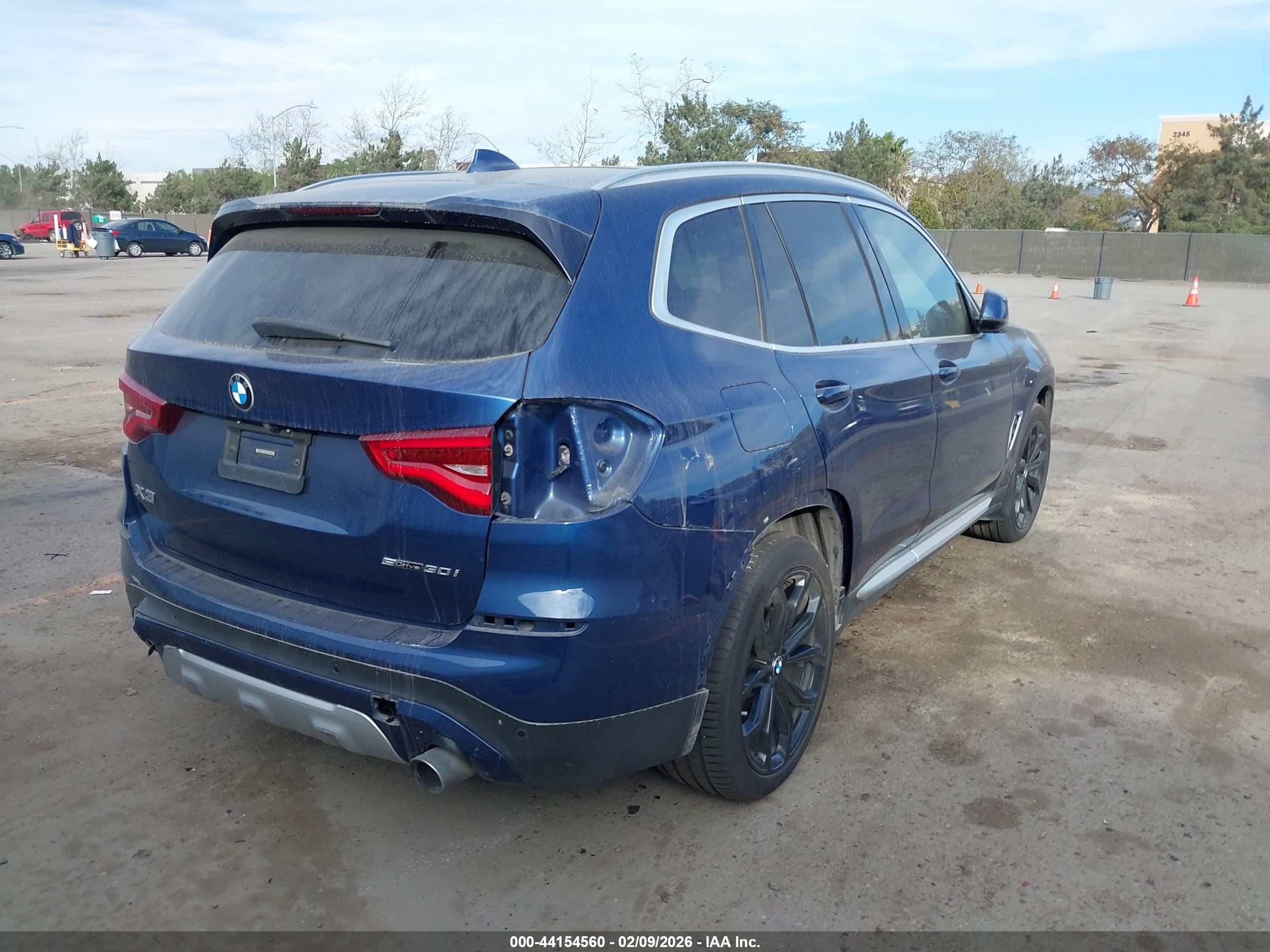 BMW X3 image 4