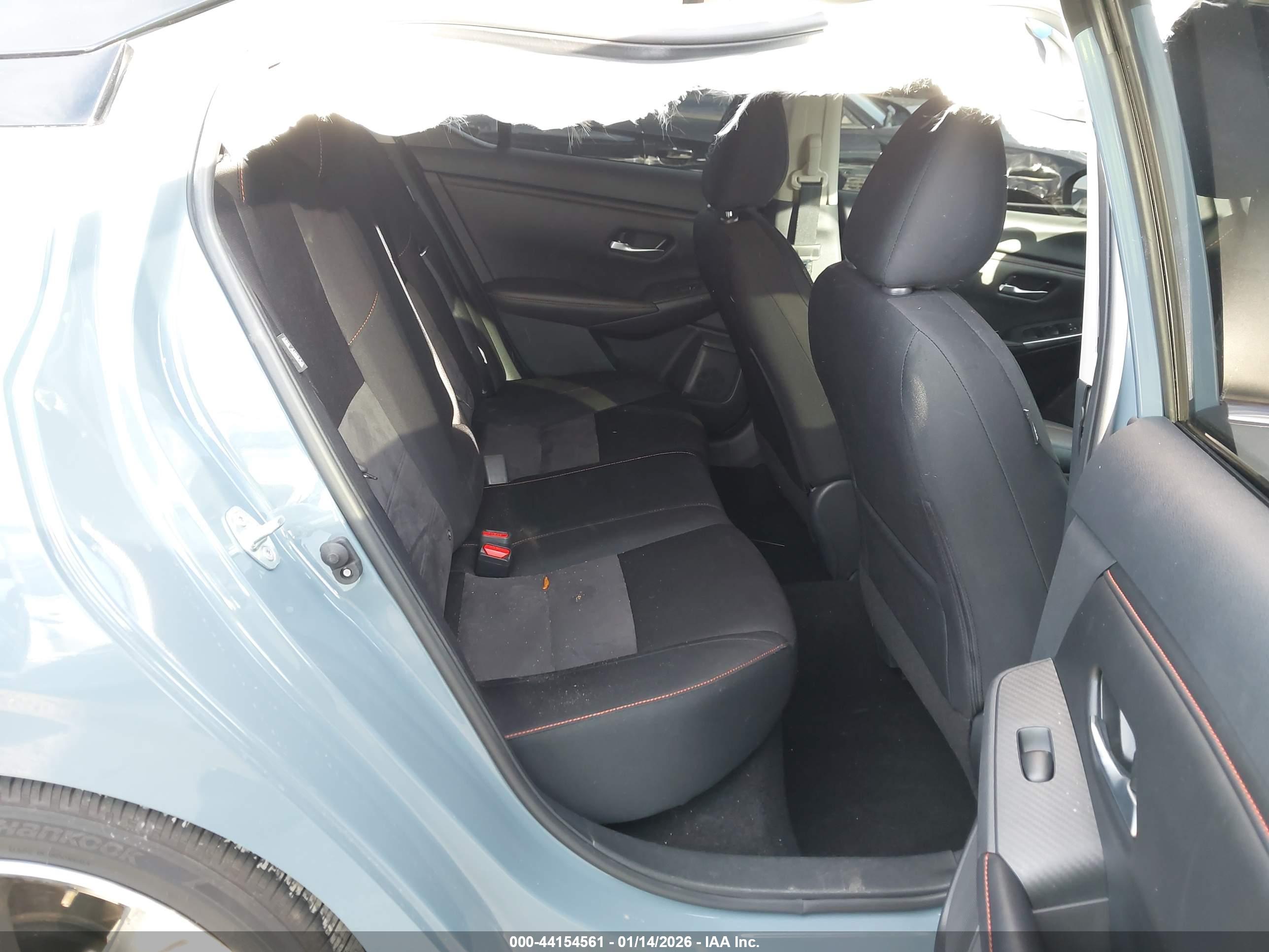 NISSAN SENTRA image 8