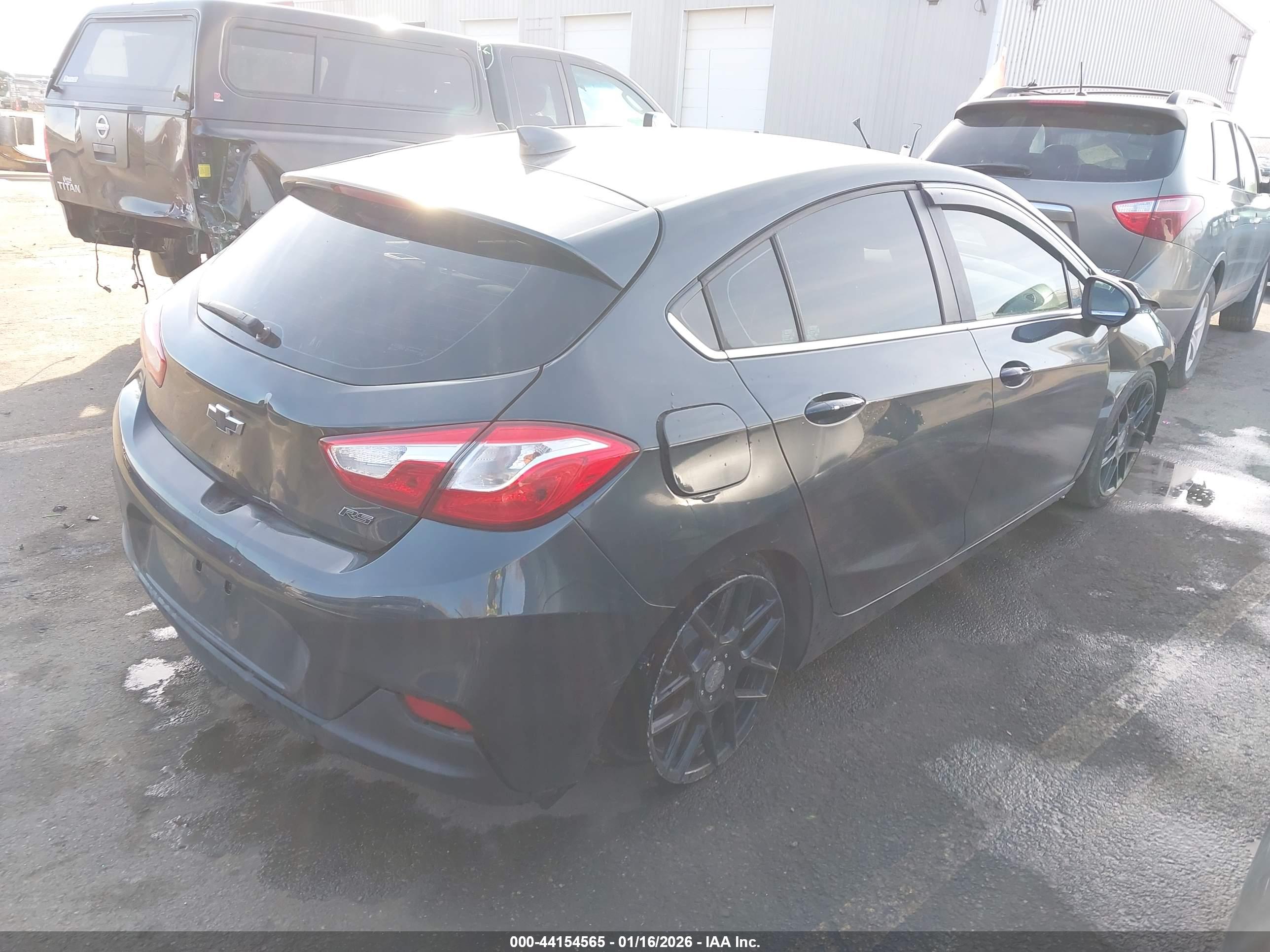 CHEVROLET CRUZE image 4