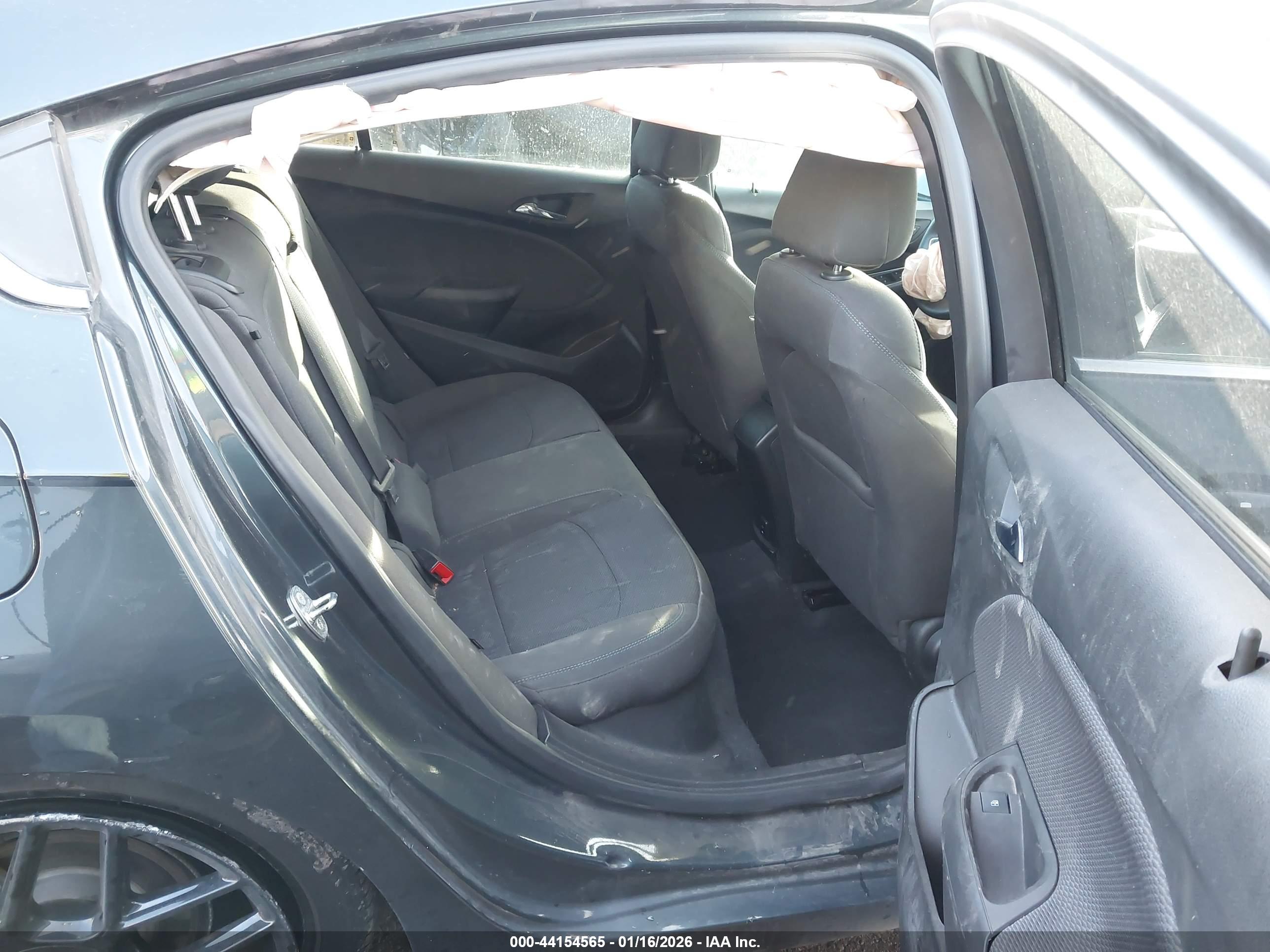 CHEVROLET CRUZE image 8