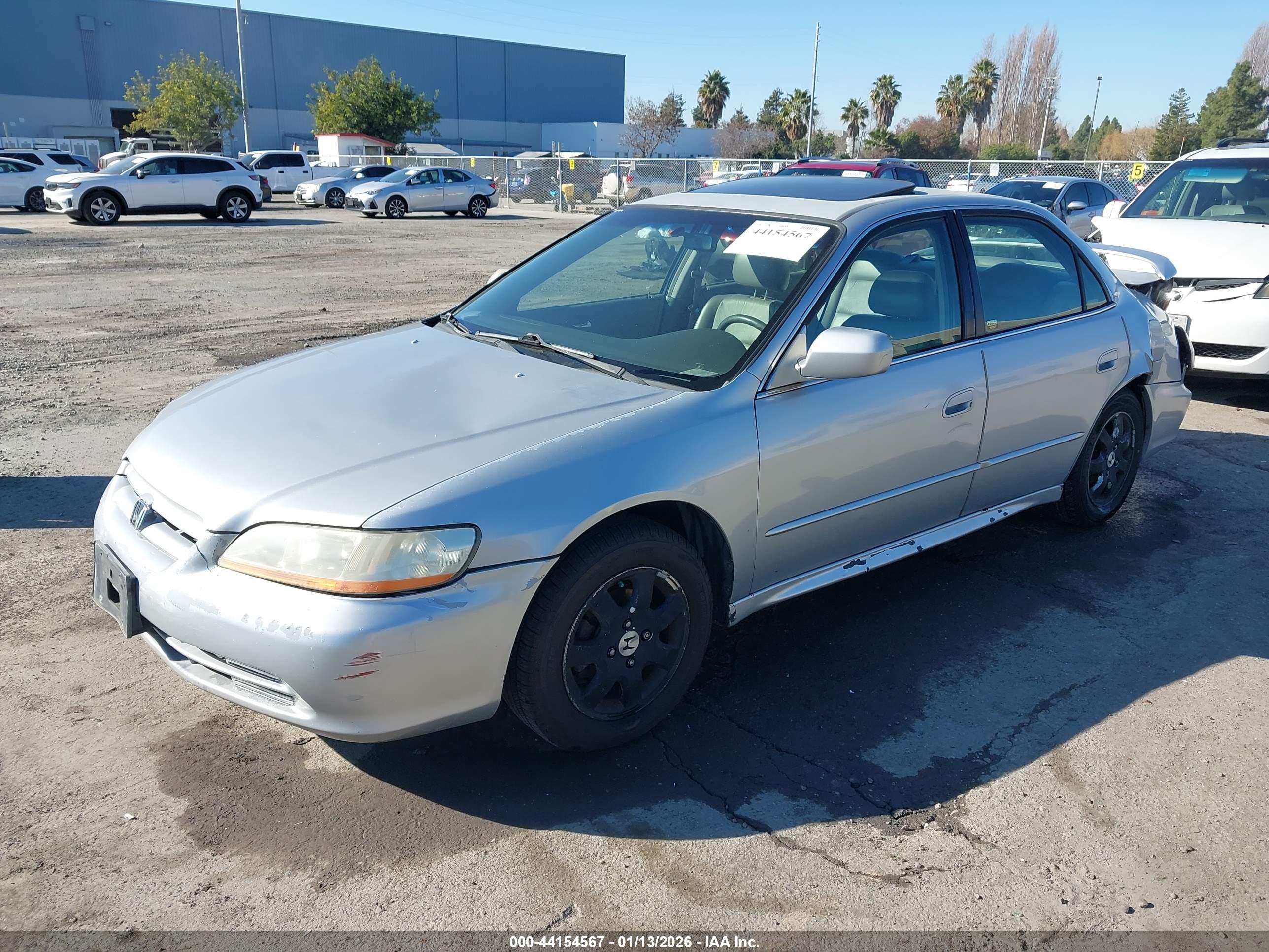 HONDA ACCORD image 2