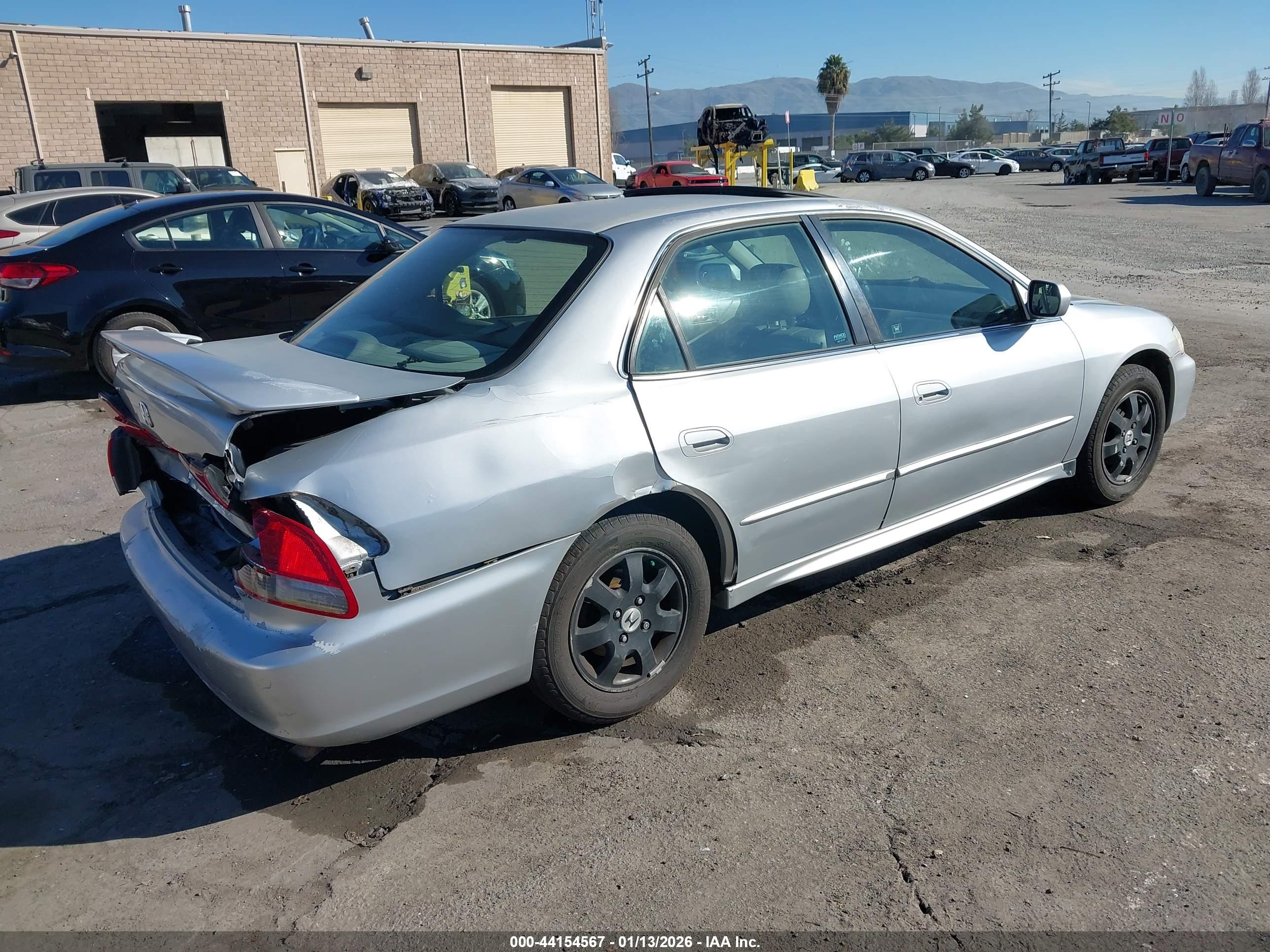 HONDA ACCORD image 4