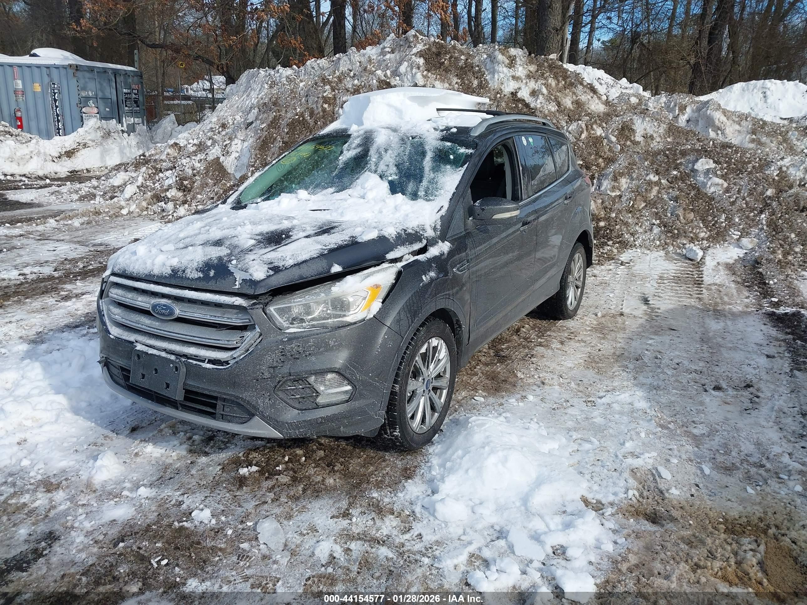 FORD ESCAPE image 2