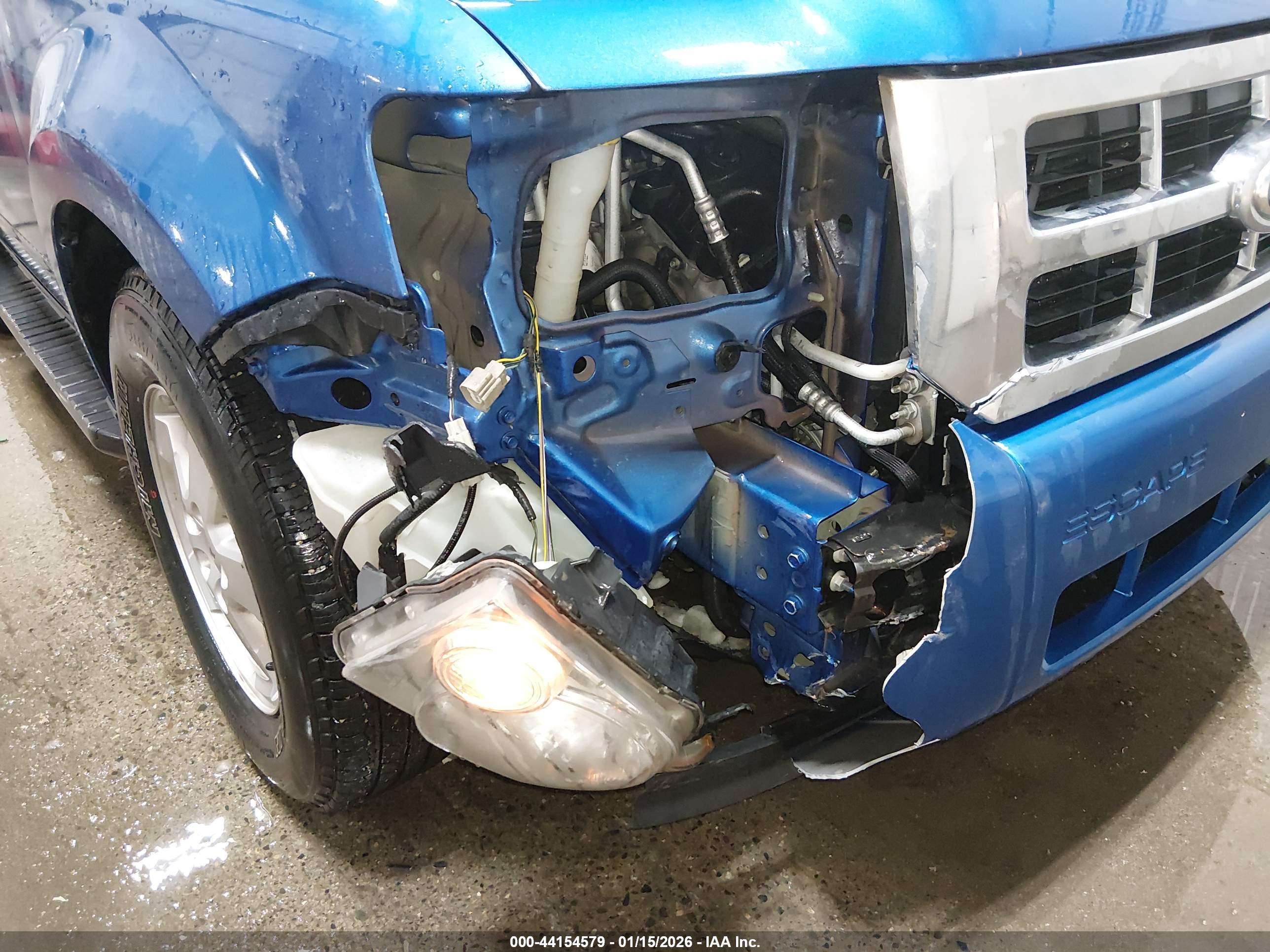 FORD ESCAPE image 6