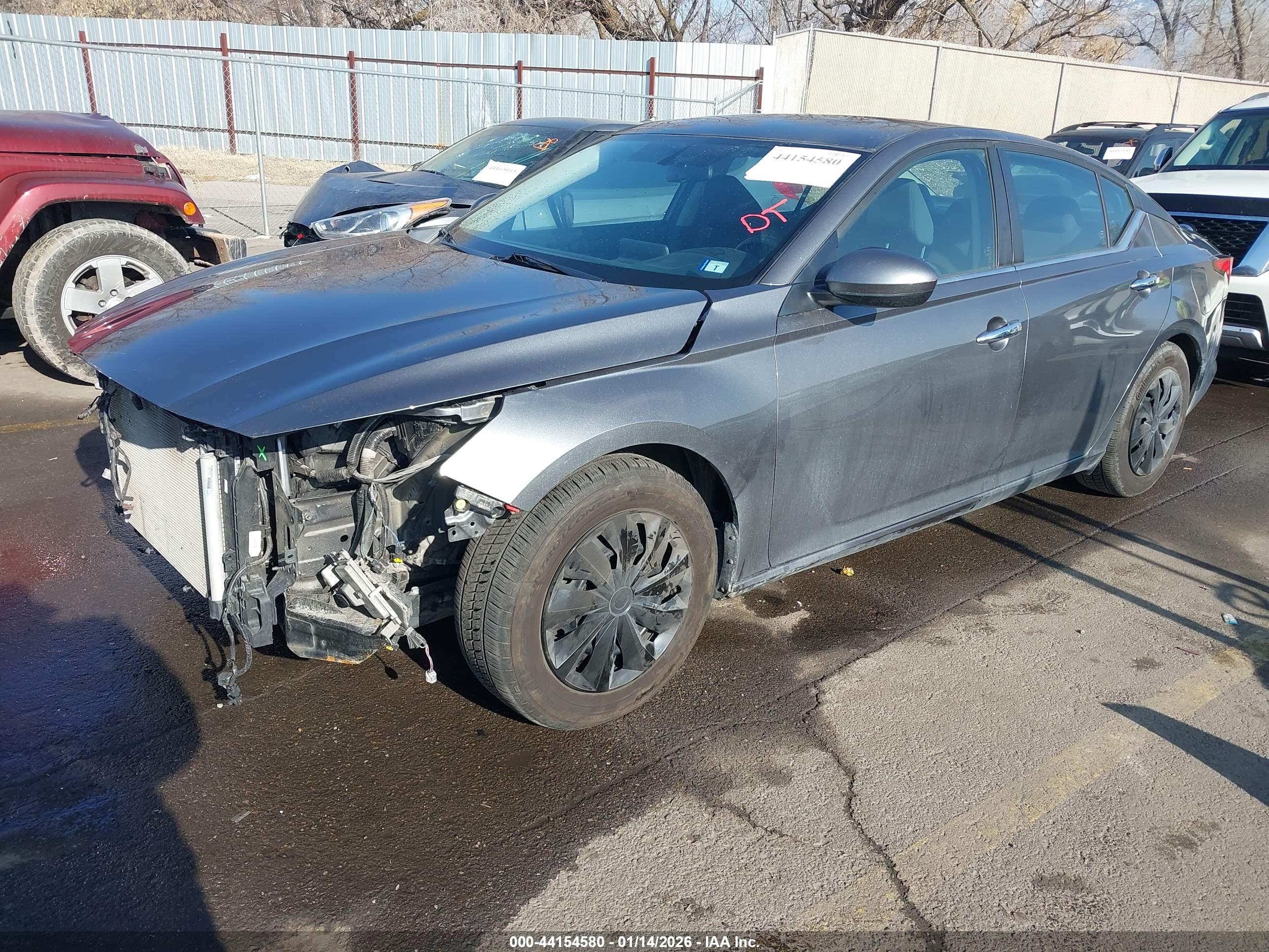 NISSAN ALTIMA image 2