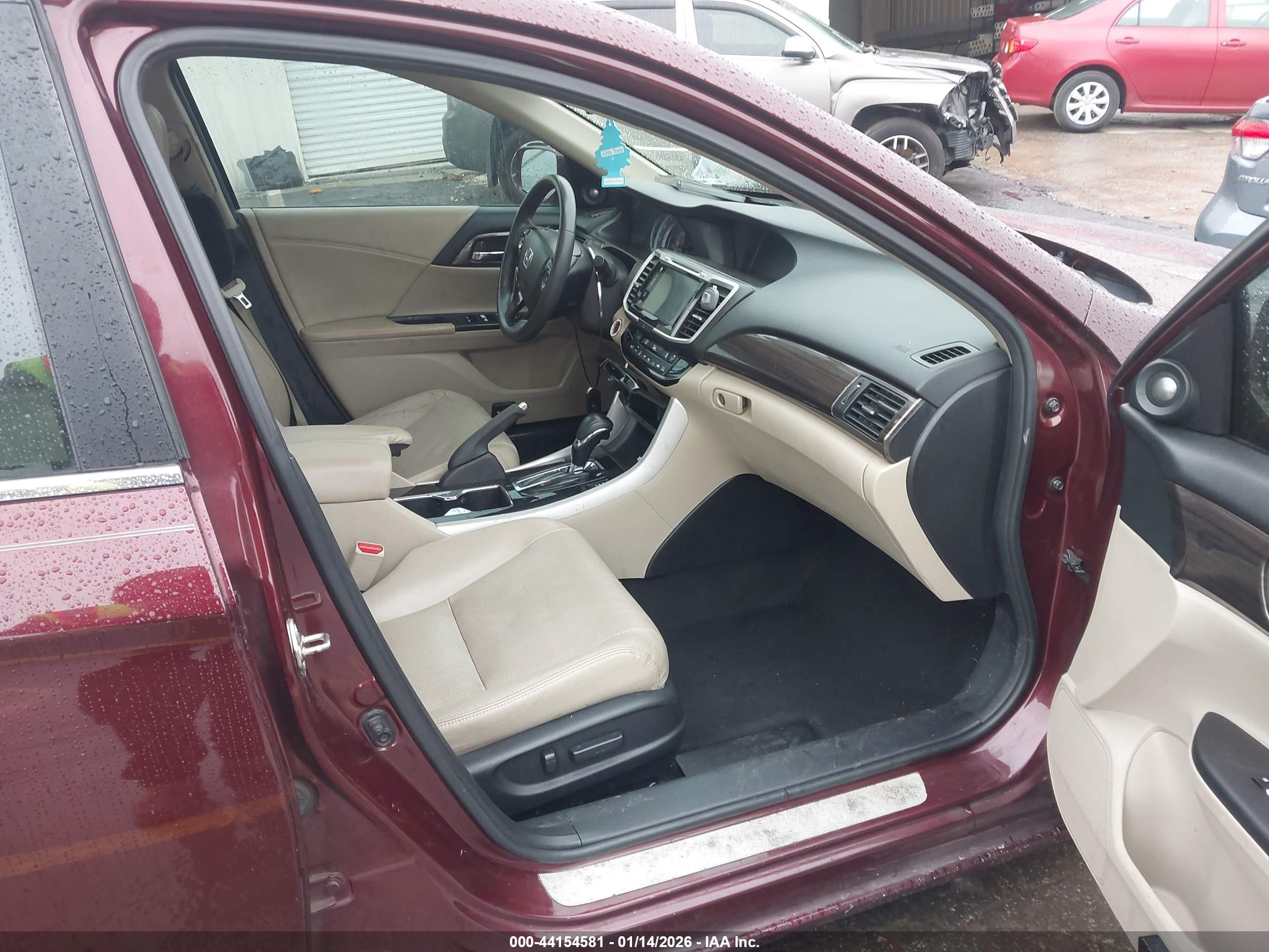 HONDA ACCORD image 5
