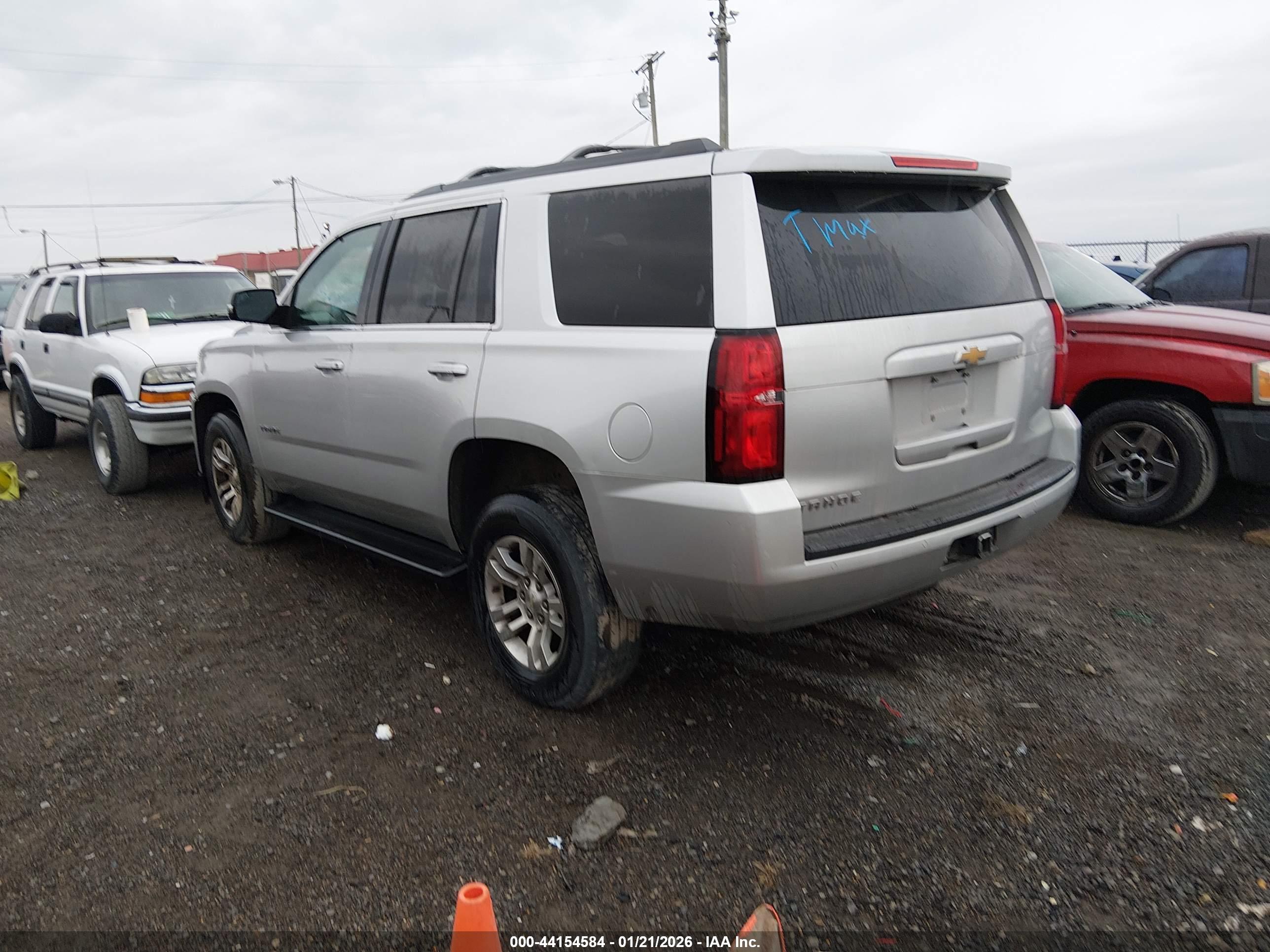 CHEVROLET TAHOE image 3