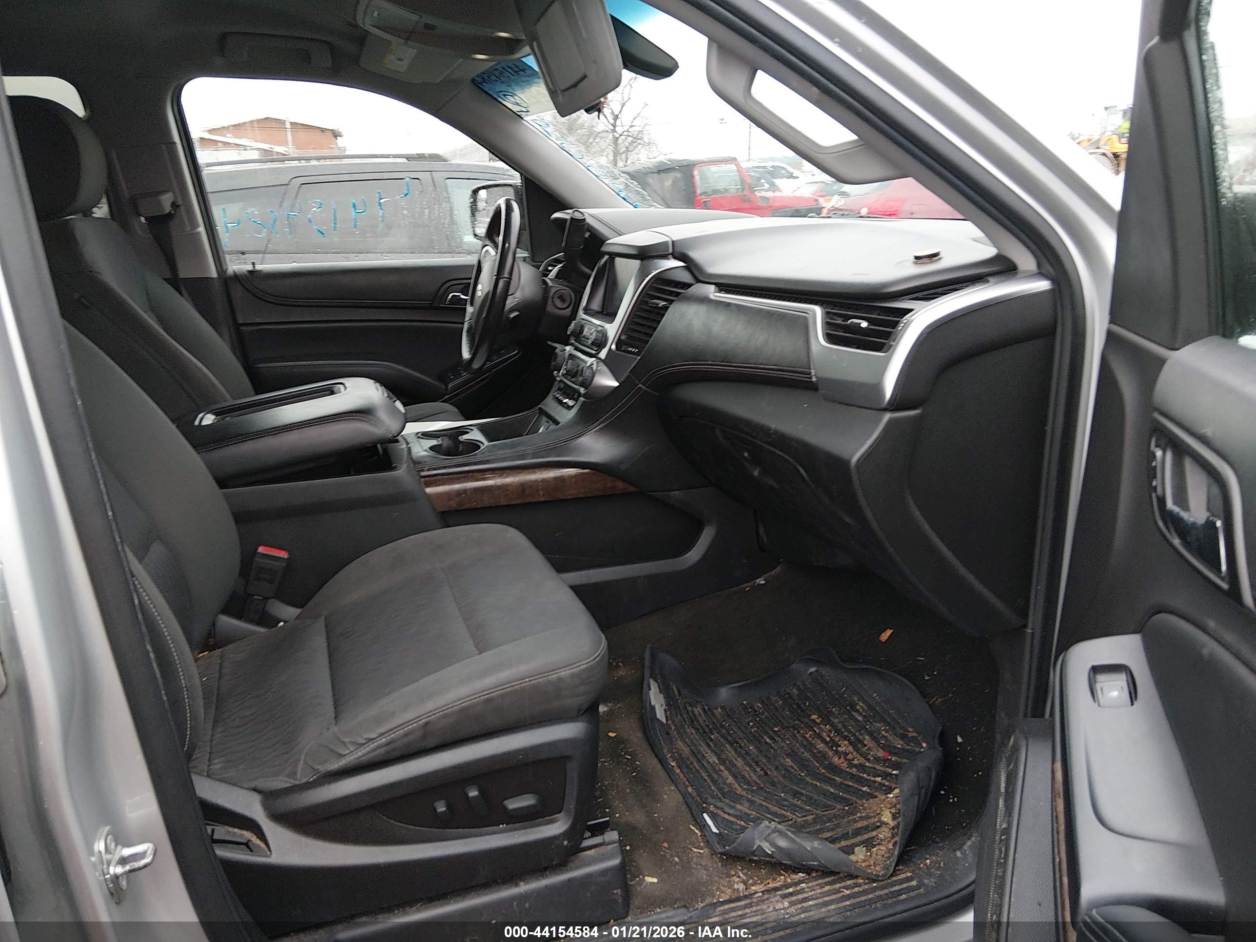 CHEVROLET TAHOE image 5