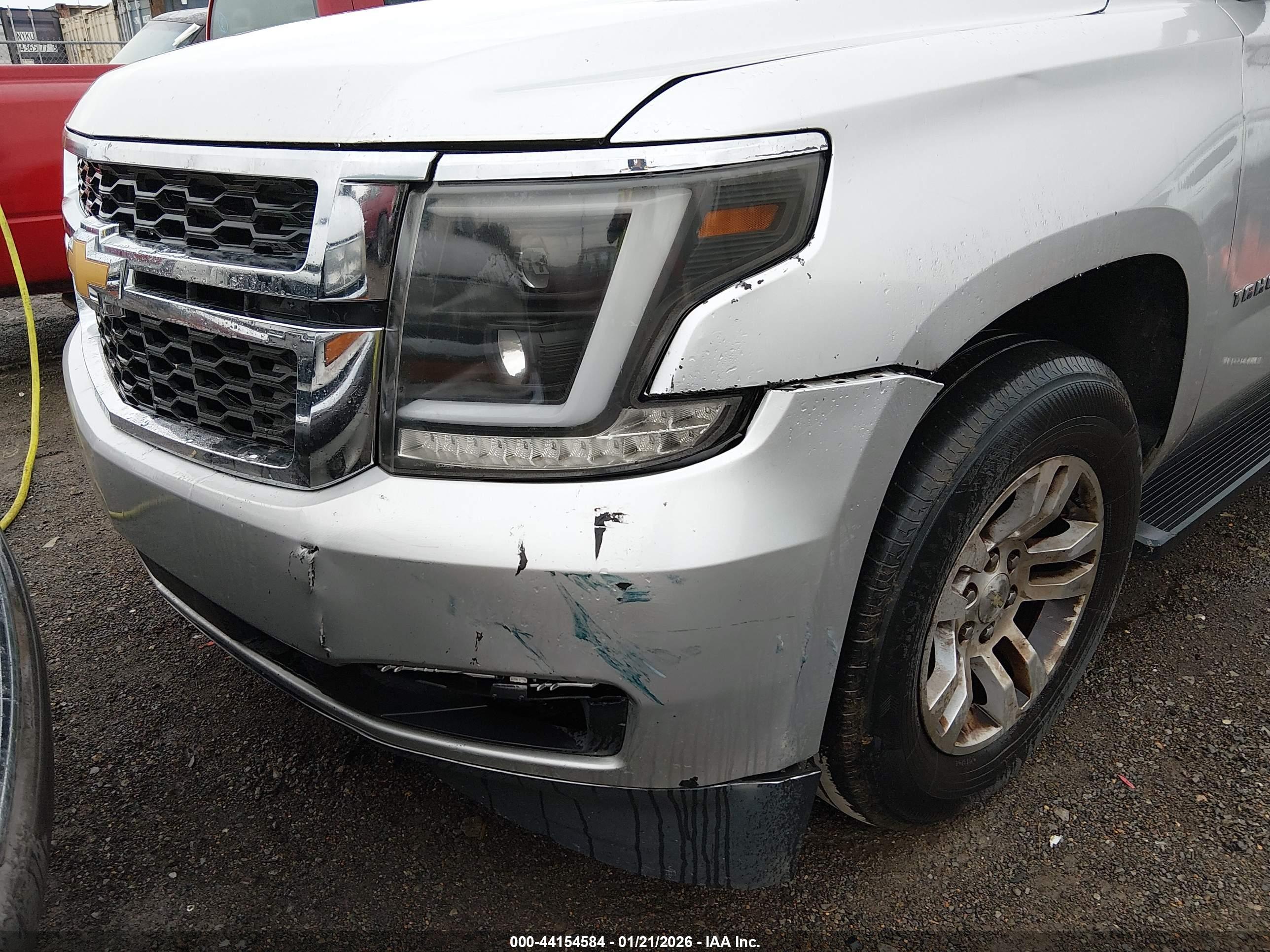 CHEVROLET TAHOE image 6