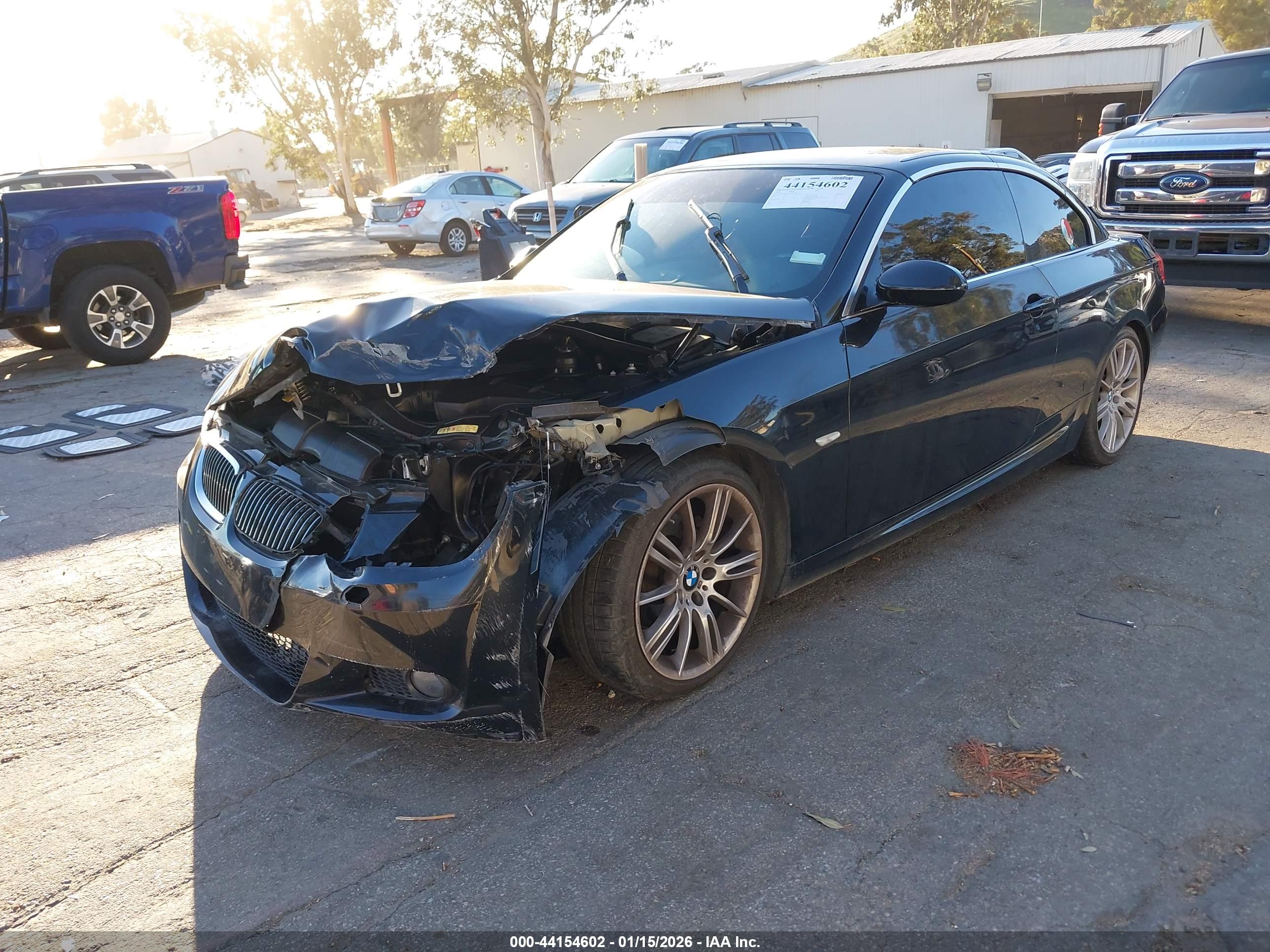 BMW 328I image 2