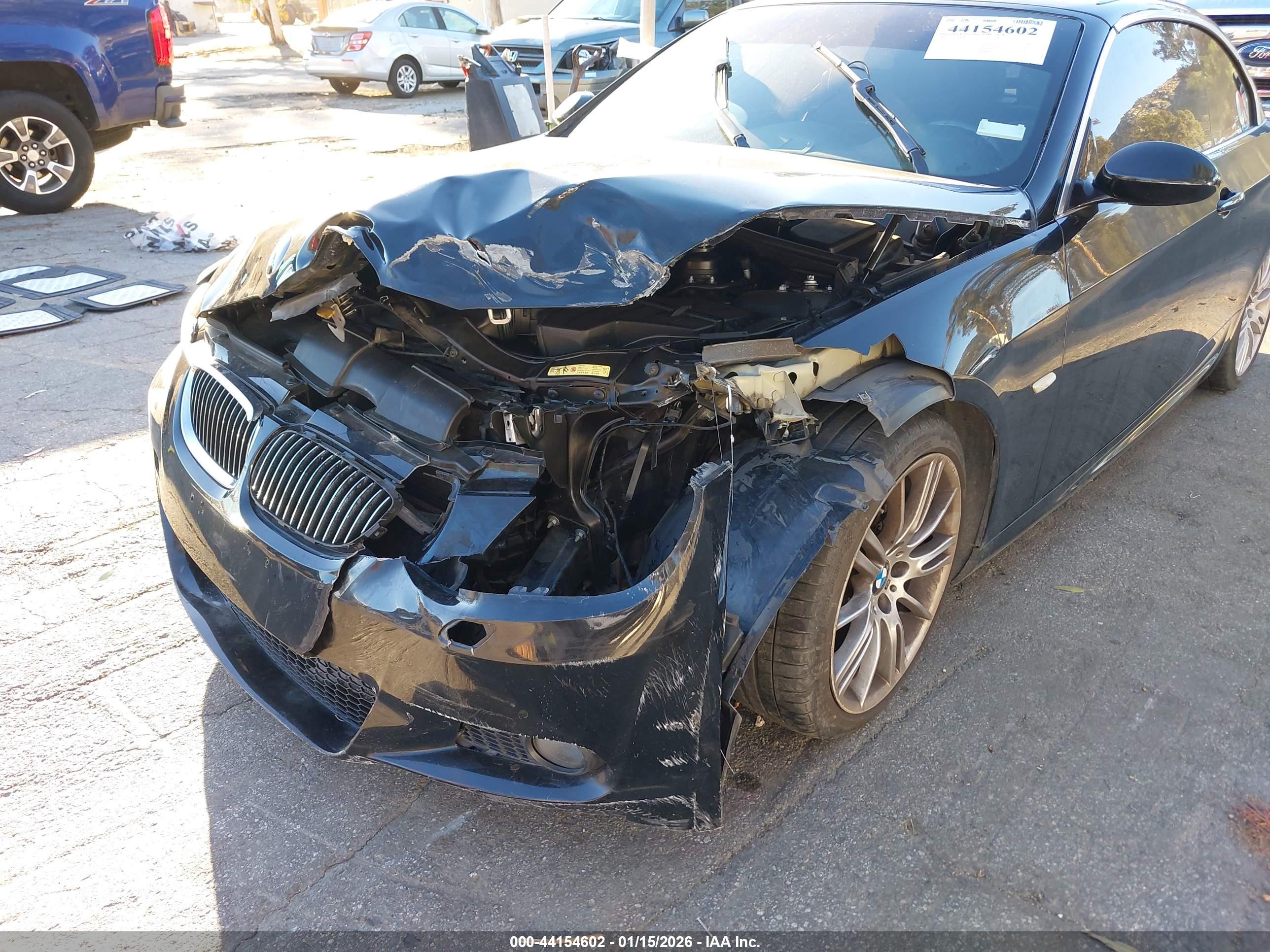 BMW 328I image 6