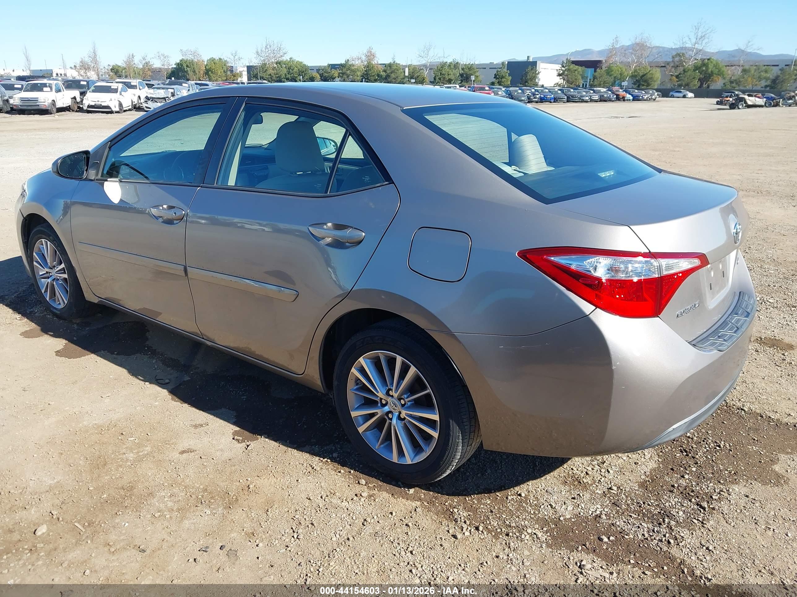 TOYOTA COROLLA image 3