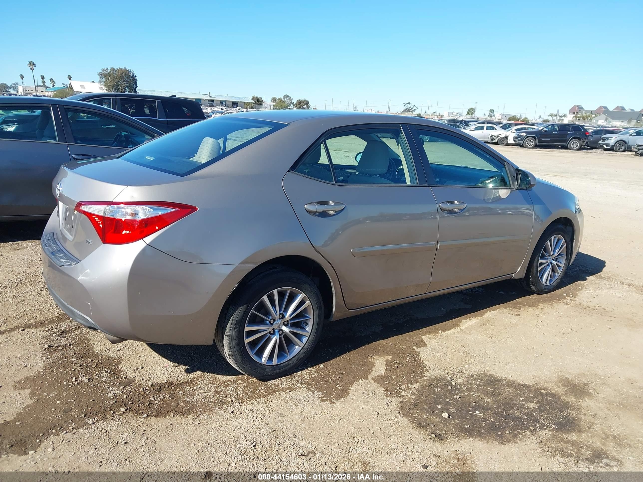 TOYOTA COROLLA image 4