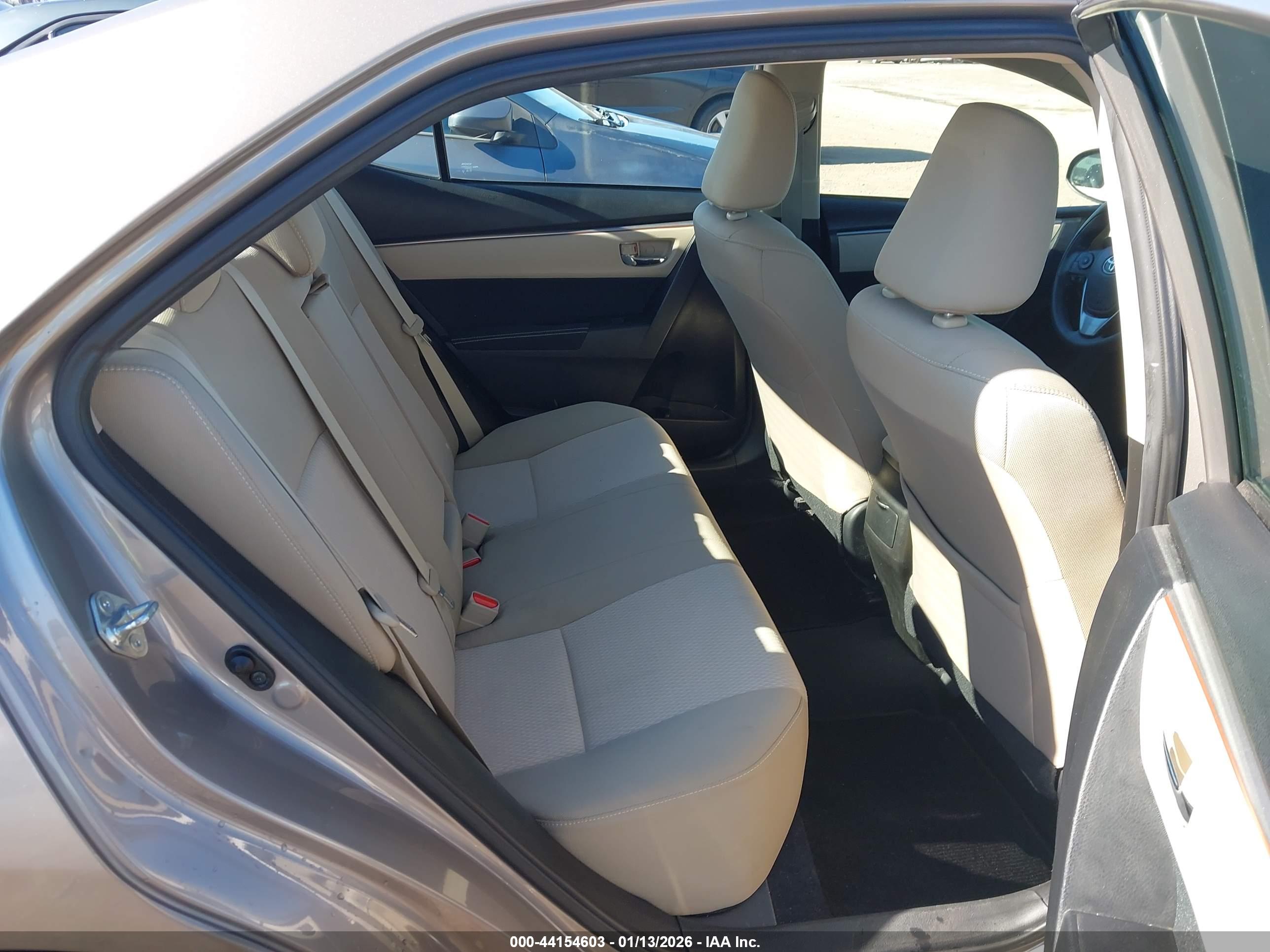 TOYOTA COROLLA image 8