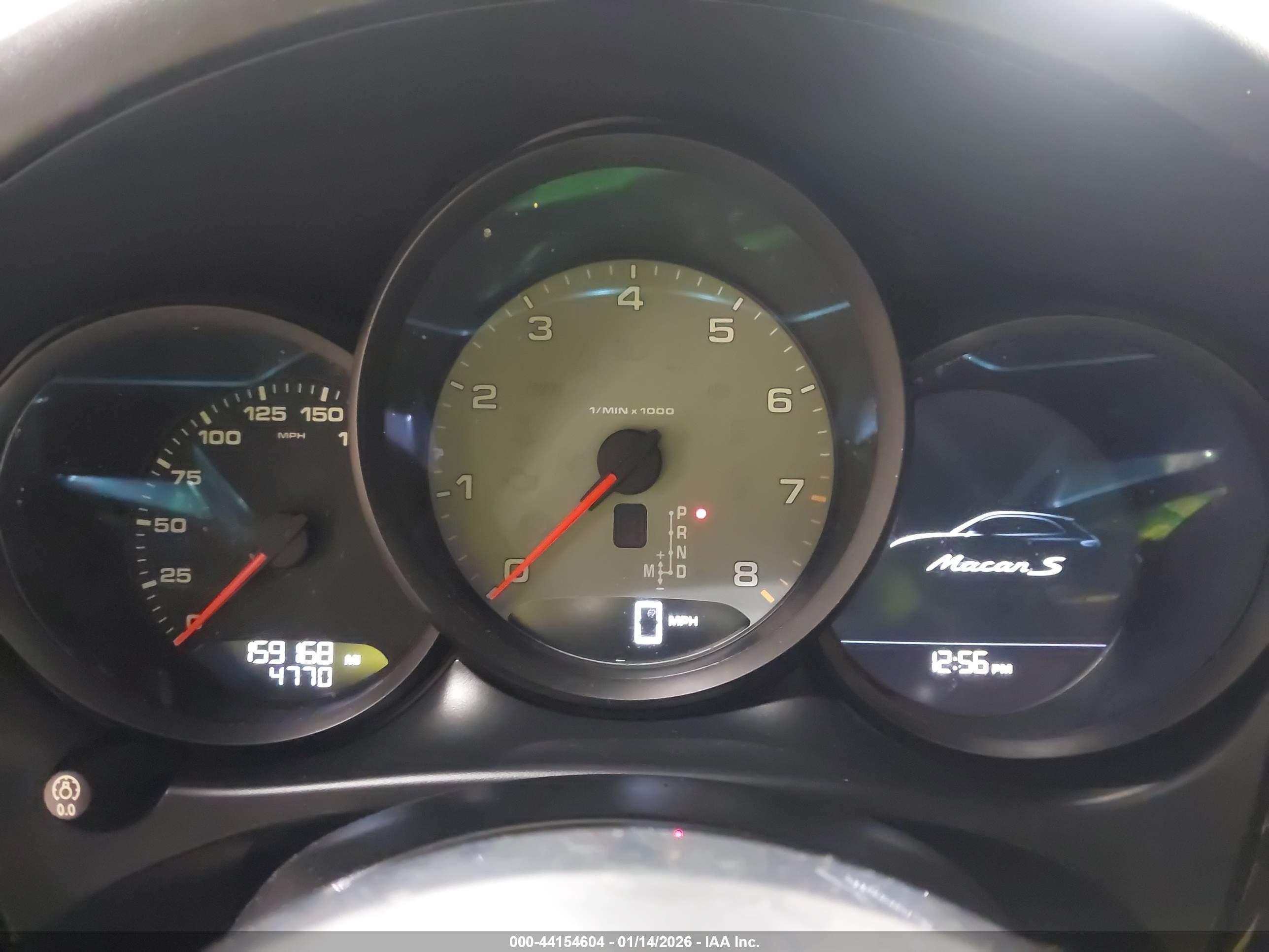 PORSCHE MACAN image 7