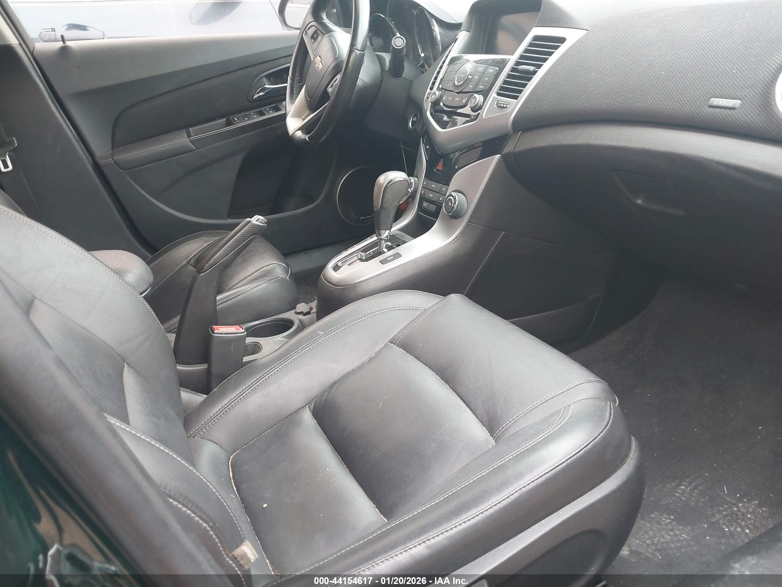CHEVROLET CRUZE image 5