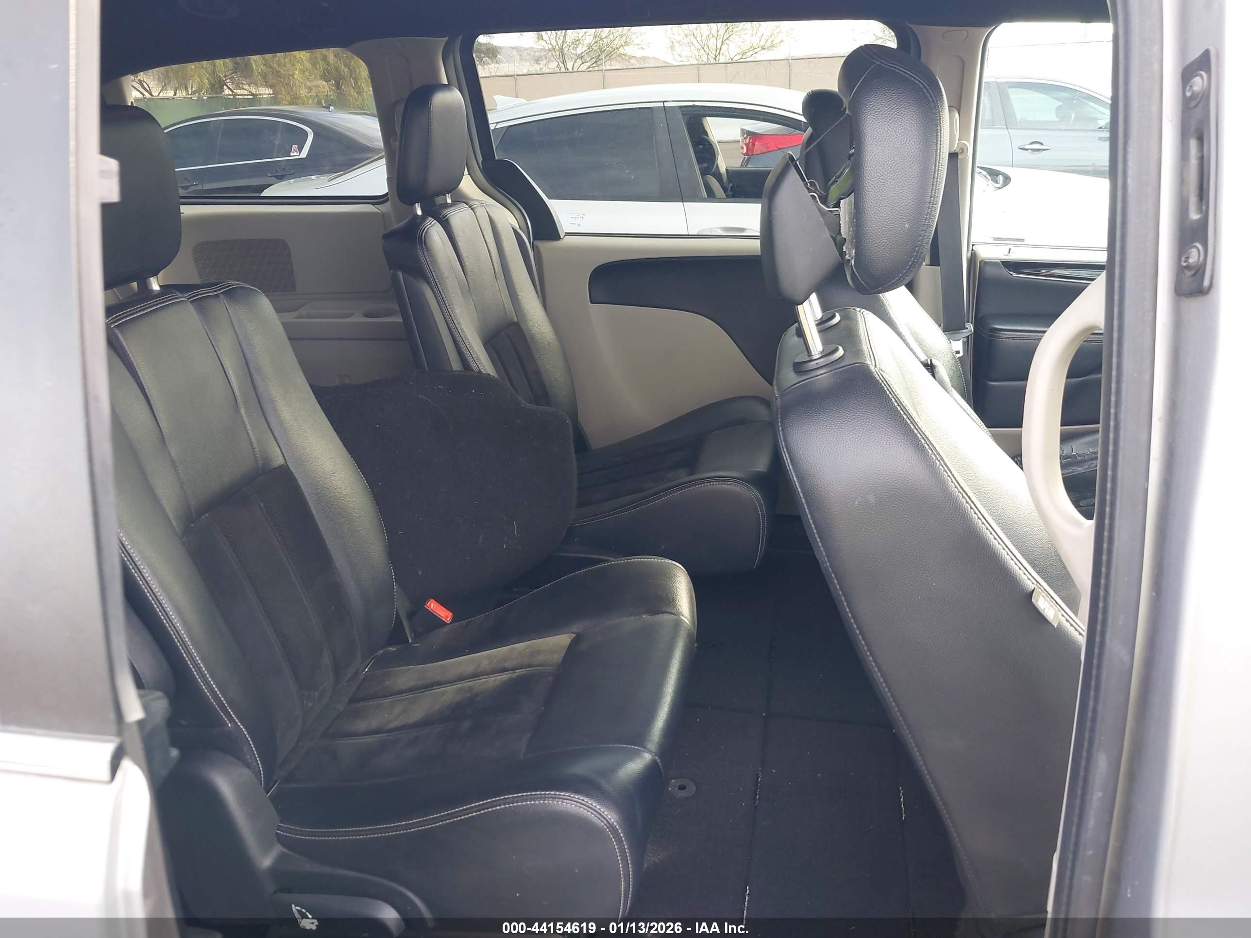 DODGE GRAND image 8