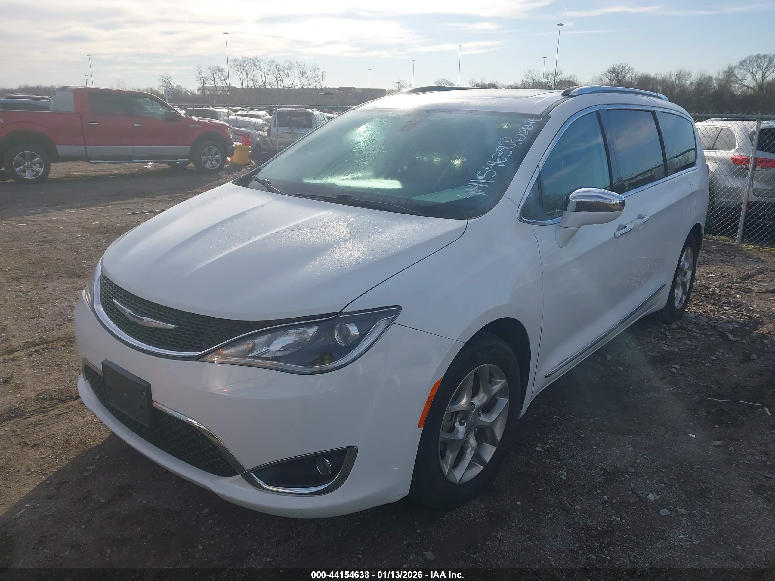 CHRYSLER PACIFICA image 6