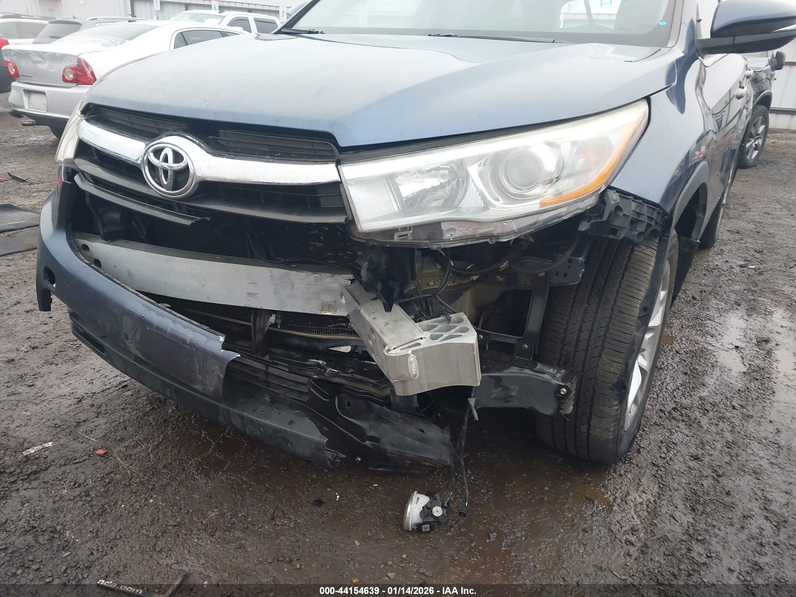 TOYOTA HIGHLANDER image 6