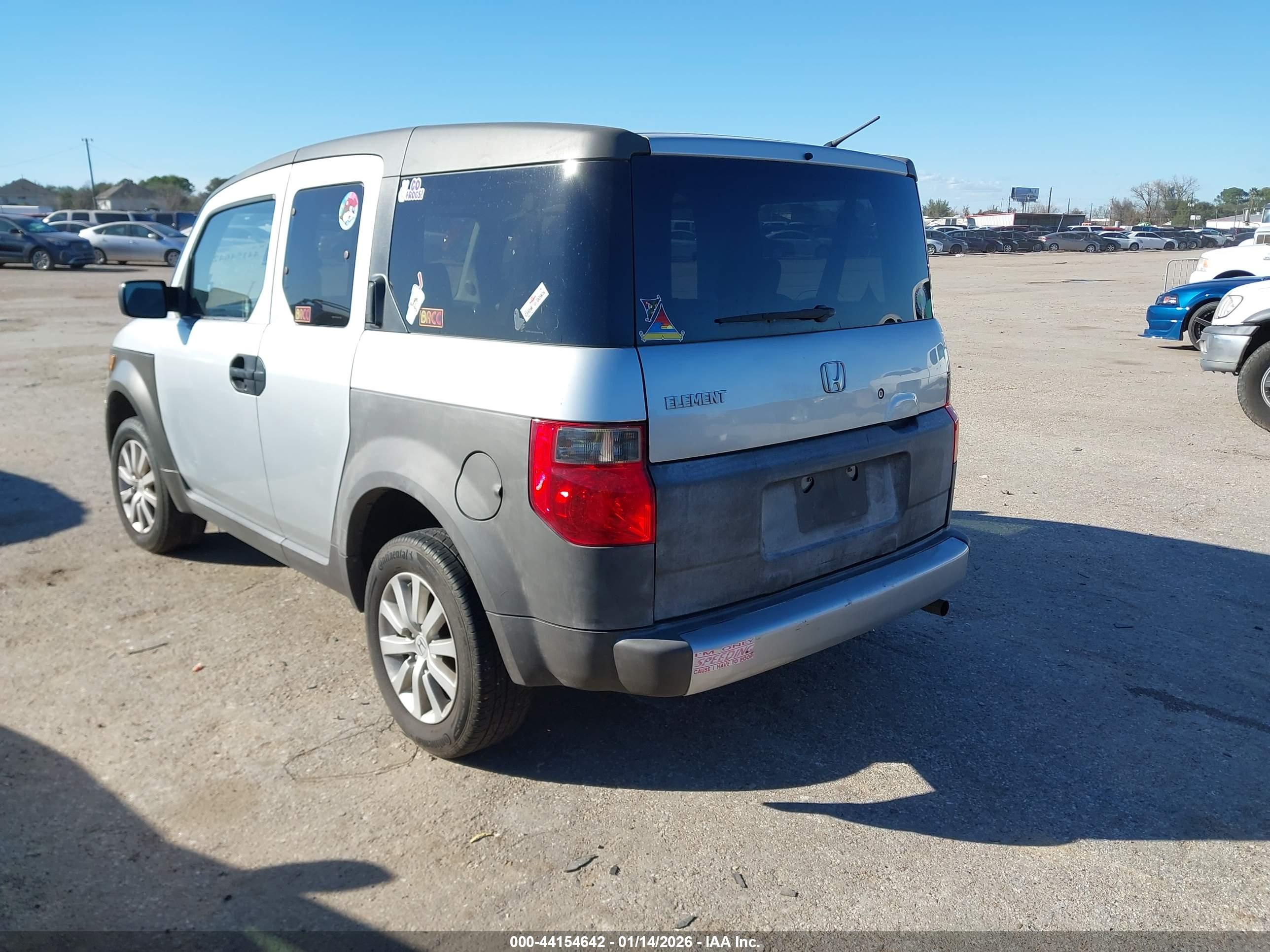 HONDA ELEMENT image 3