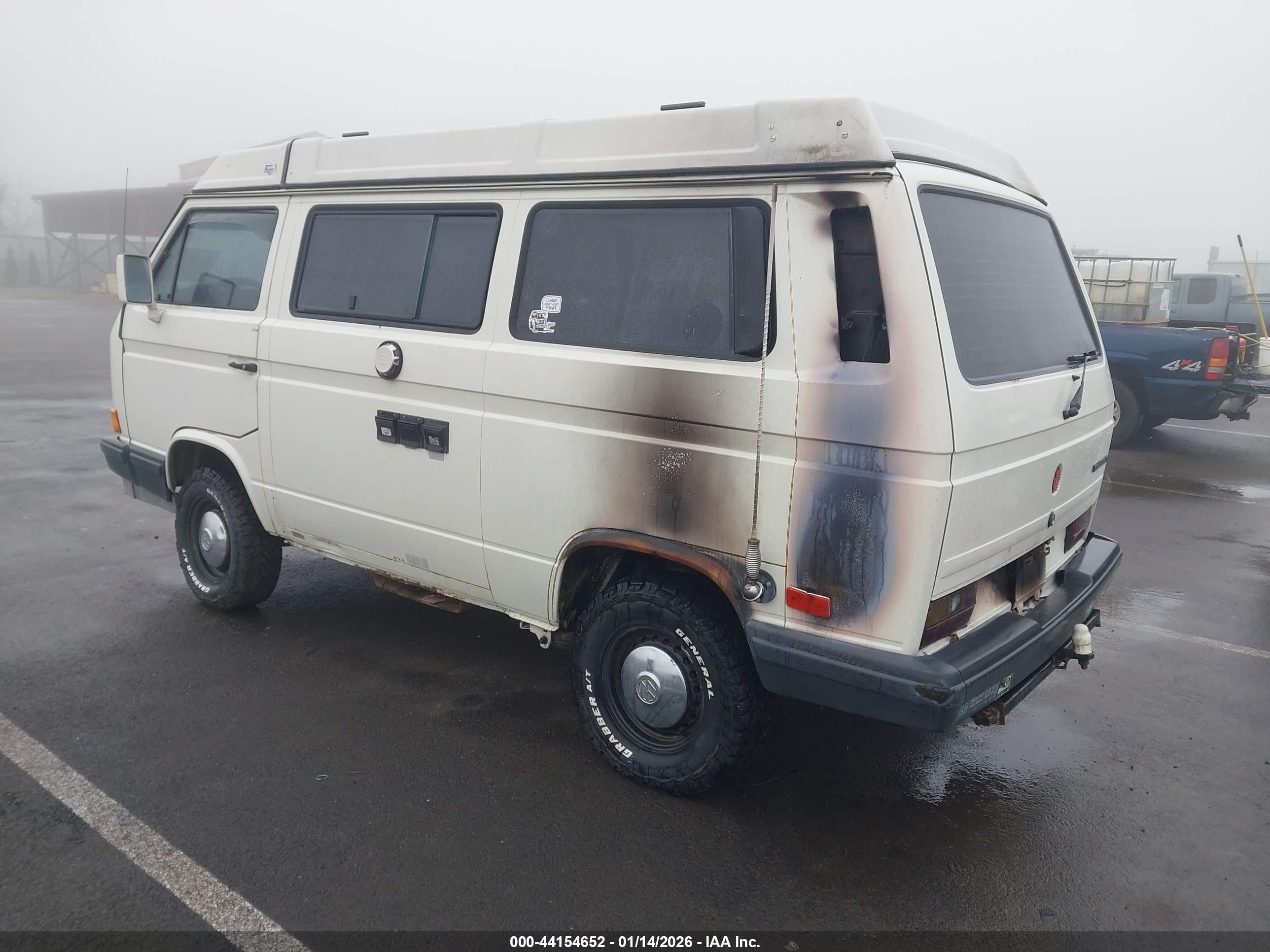 VOLKSWAGEN VANAGON image 3