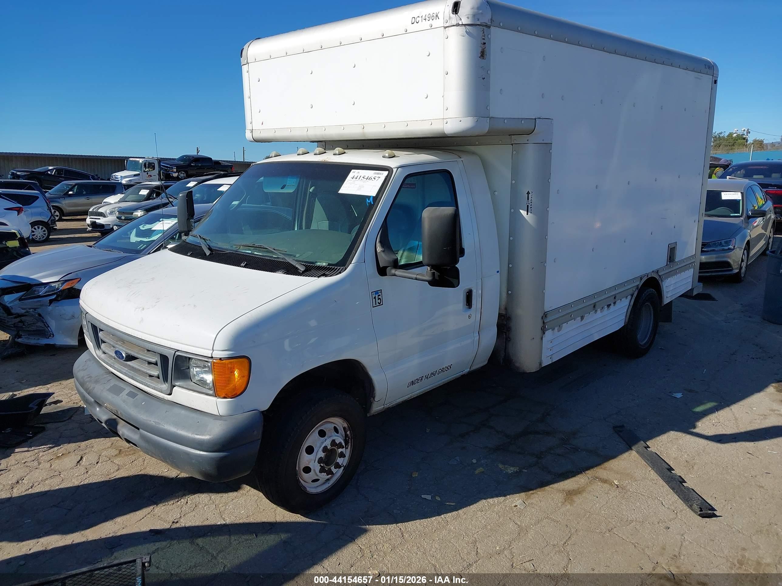 FORD E-450 image 6