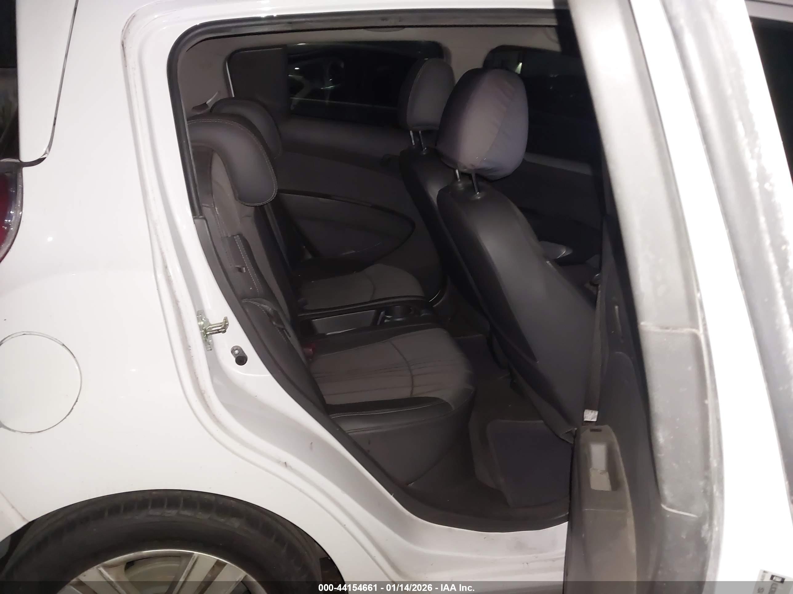 CHEVROLET SPARK image 8