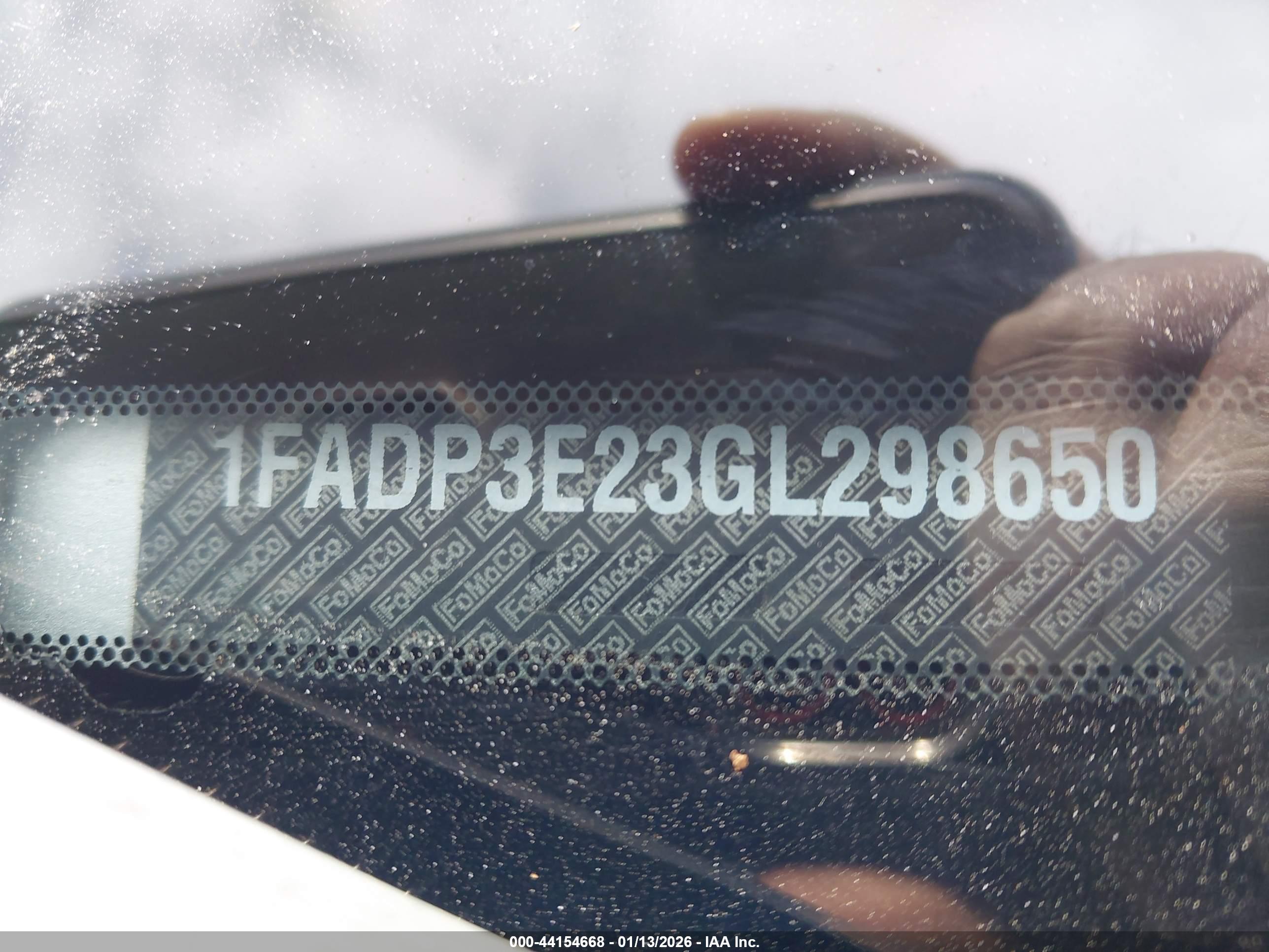 FORD FOCUS image 9