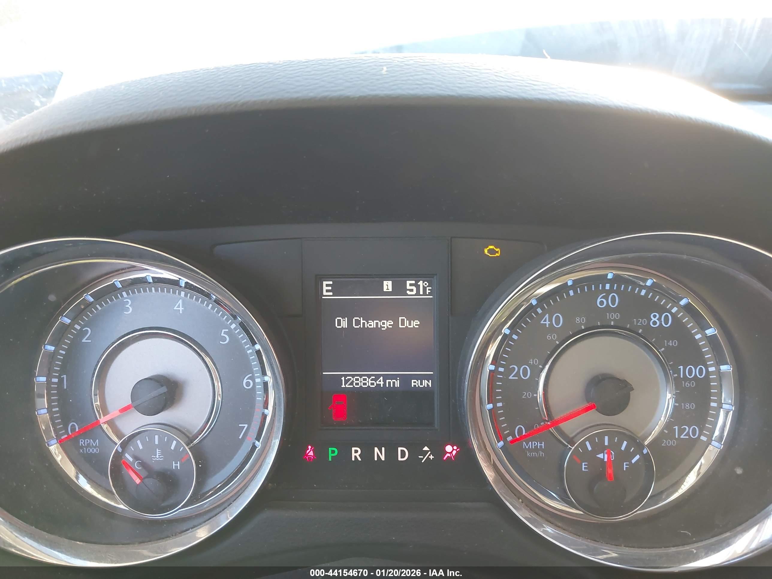 CHRYSLER TOWN image 7