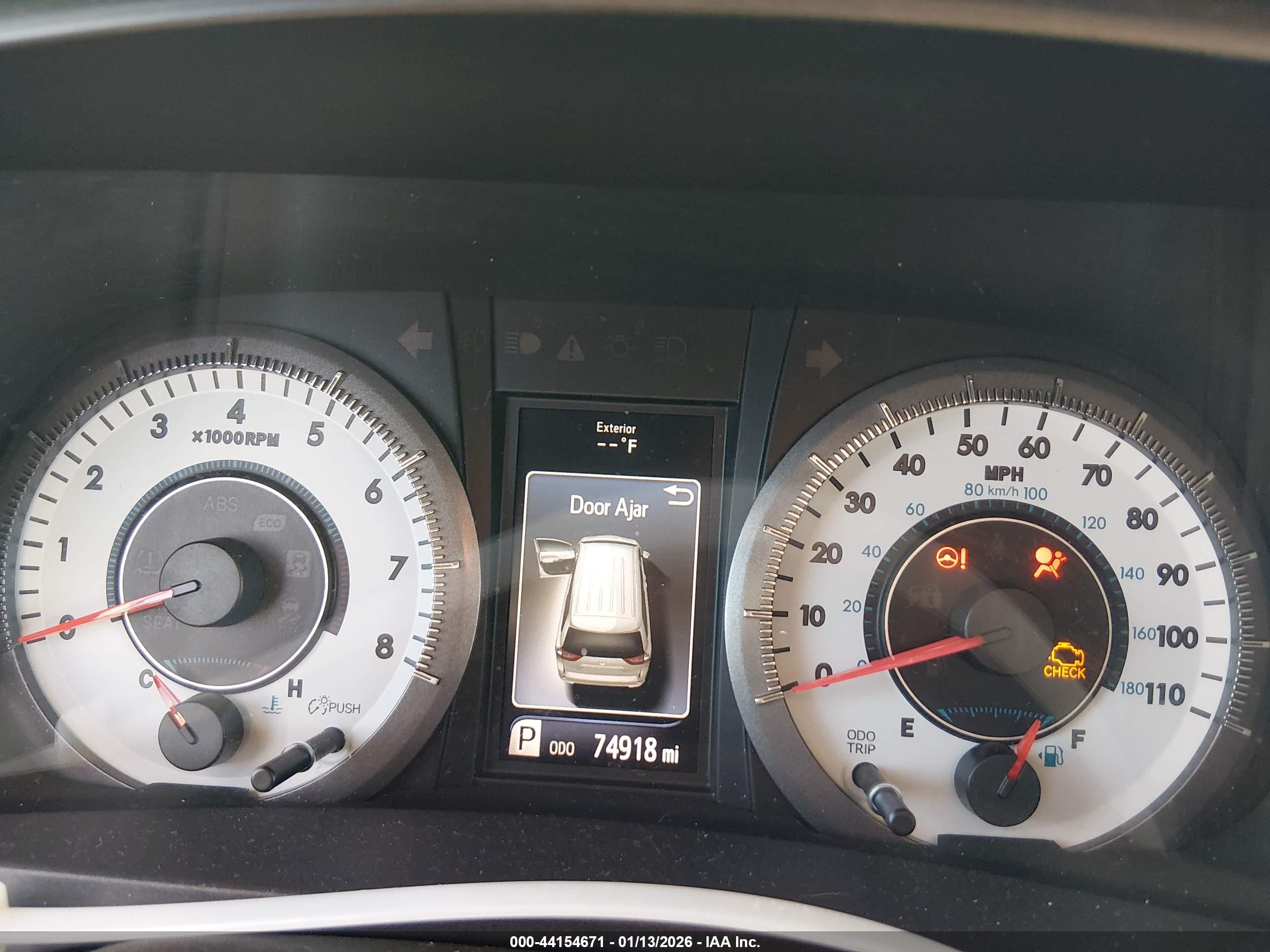 TOYOTA SIENNA image 7